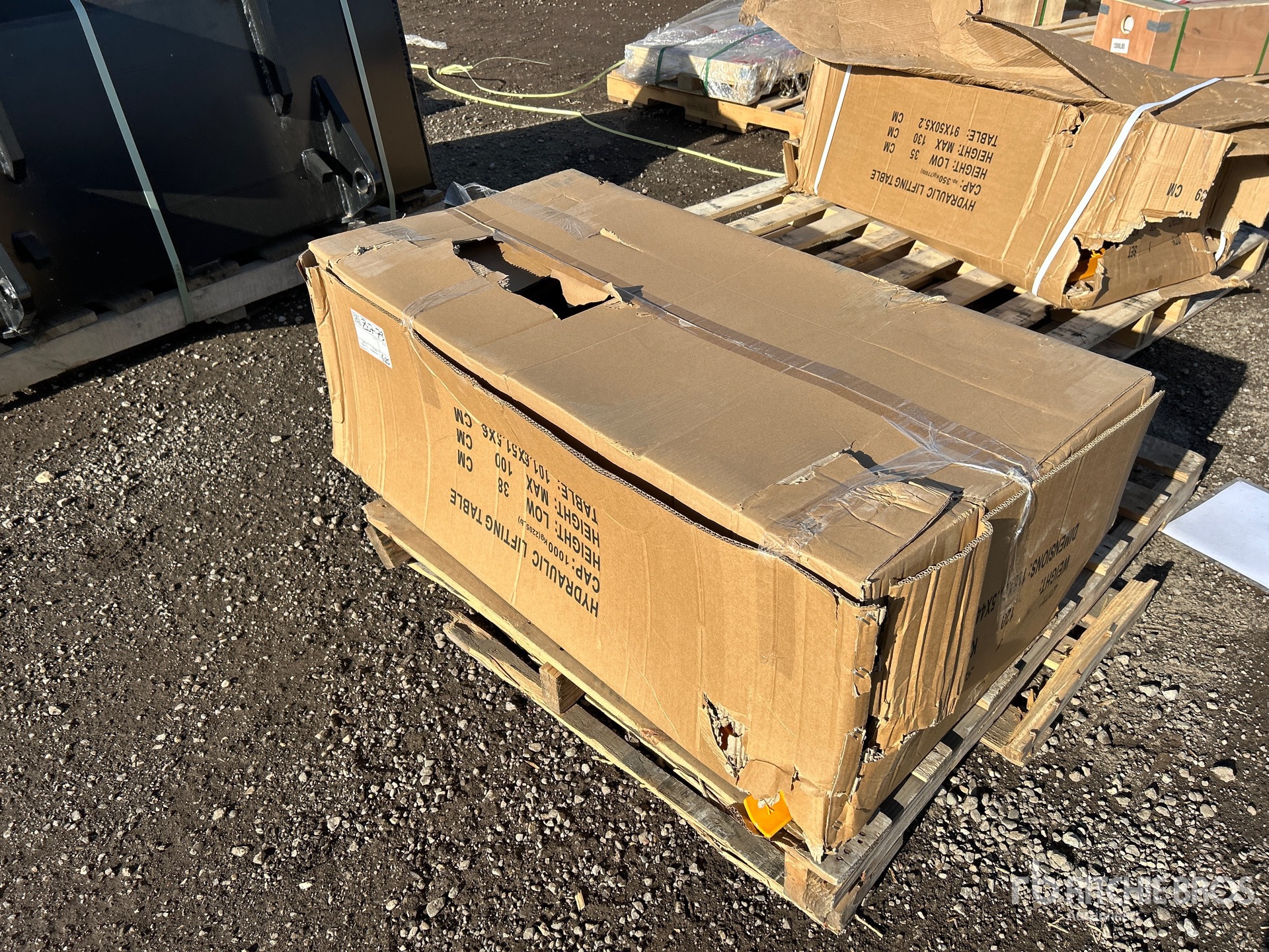 General Appearance with Bild, Ecke hinten rechts