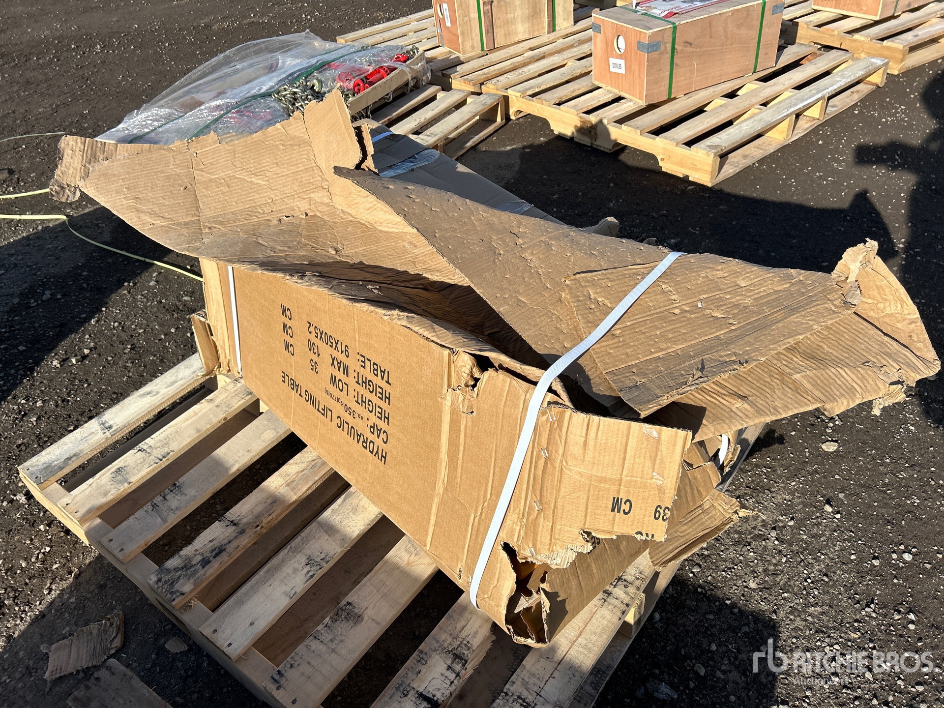 General Appearance with Bild, Ecke hinten rechts