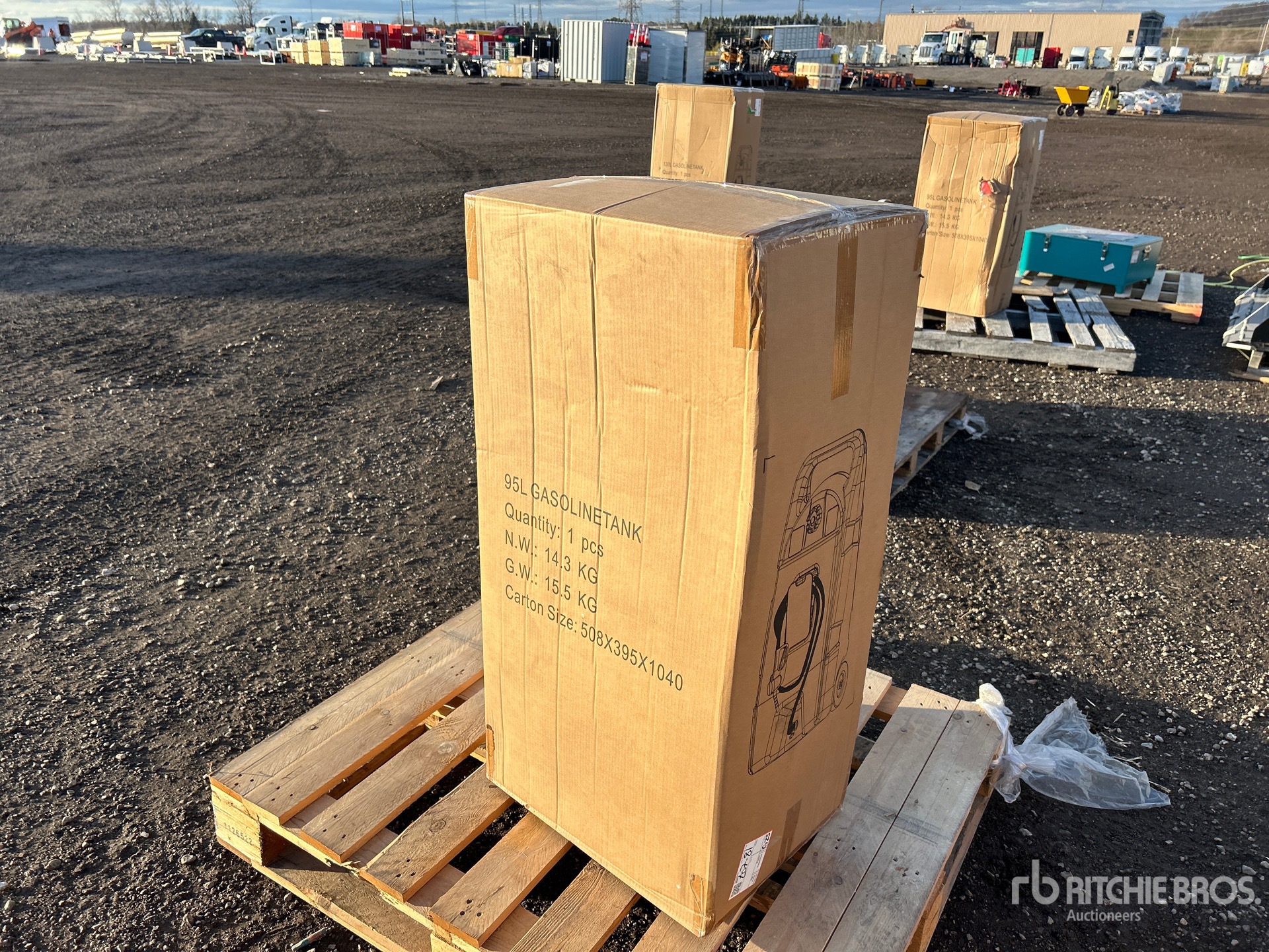 General Appearance with Foto, angolo anteriore sinistro