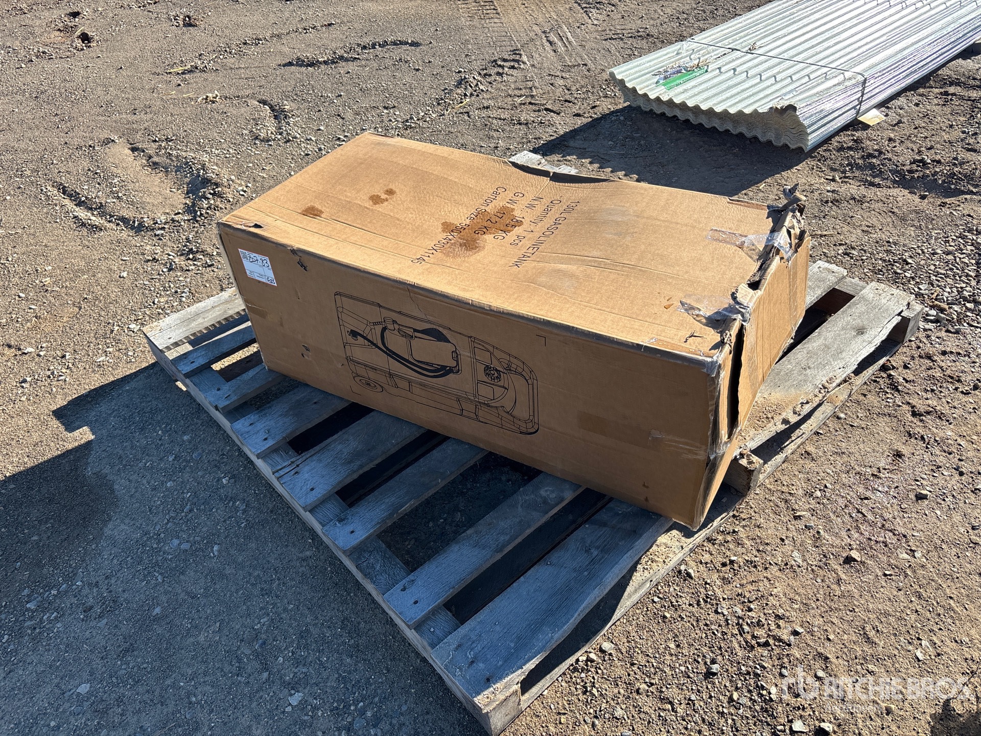 General Appearance with Picture, Right Front Corner