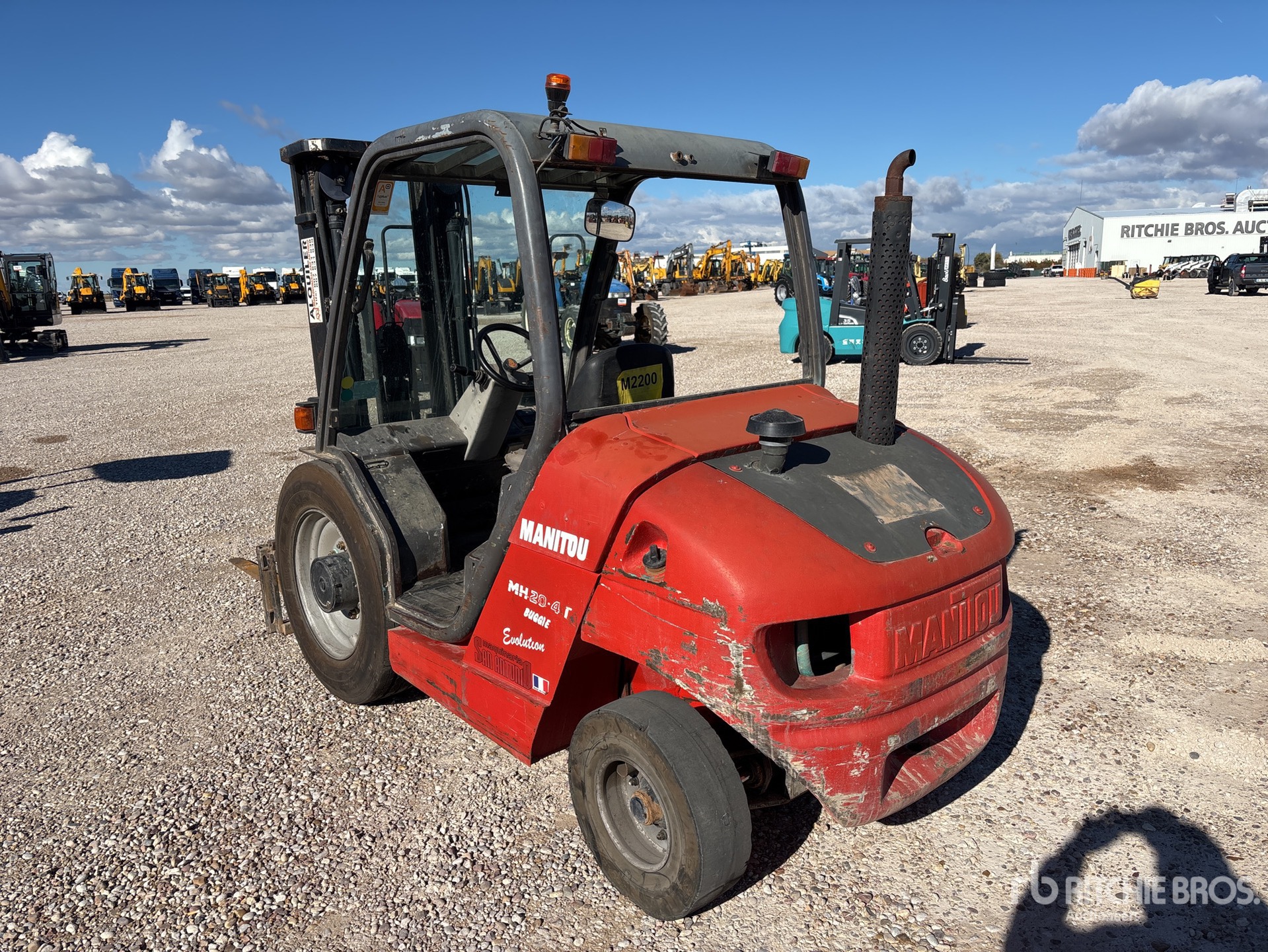 General Appearance with Picture, Right Front Corner