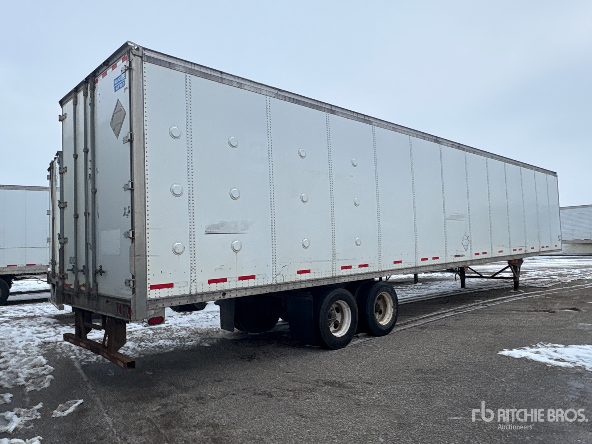 General Appearance with Imagen: esquina trasera derecha