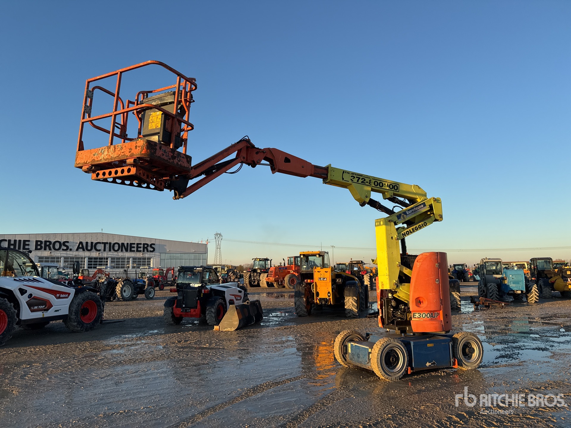 General Appearance with Picture, Left Front Corner