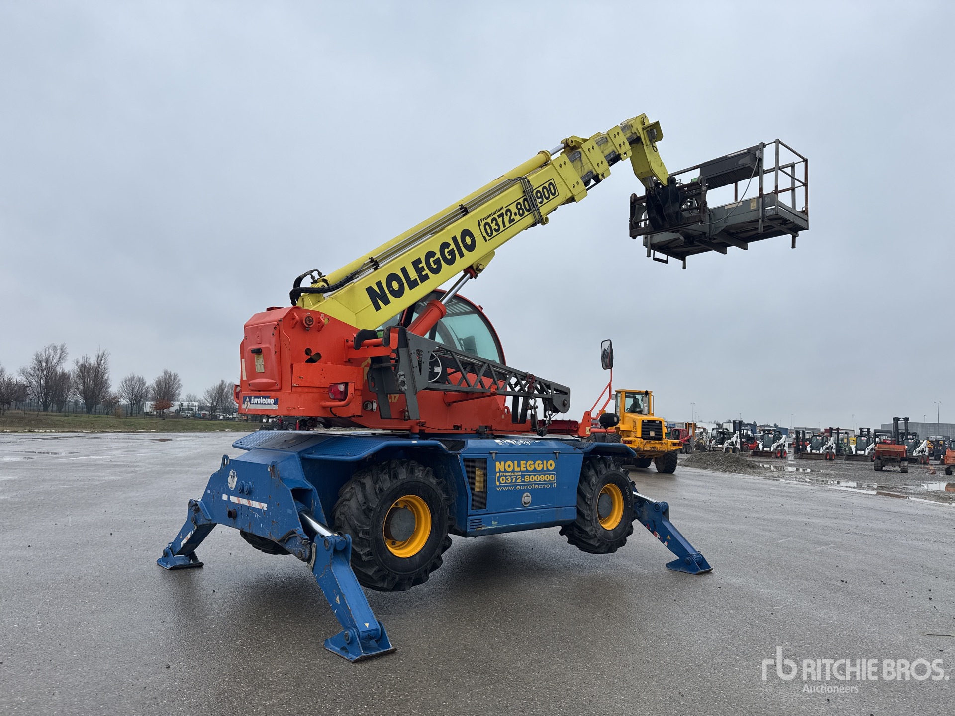 General Appearance with Image, coin arrière droit