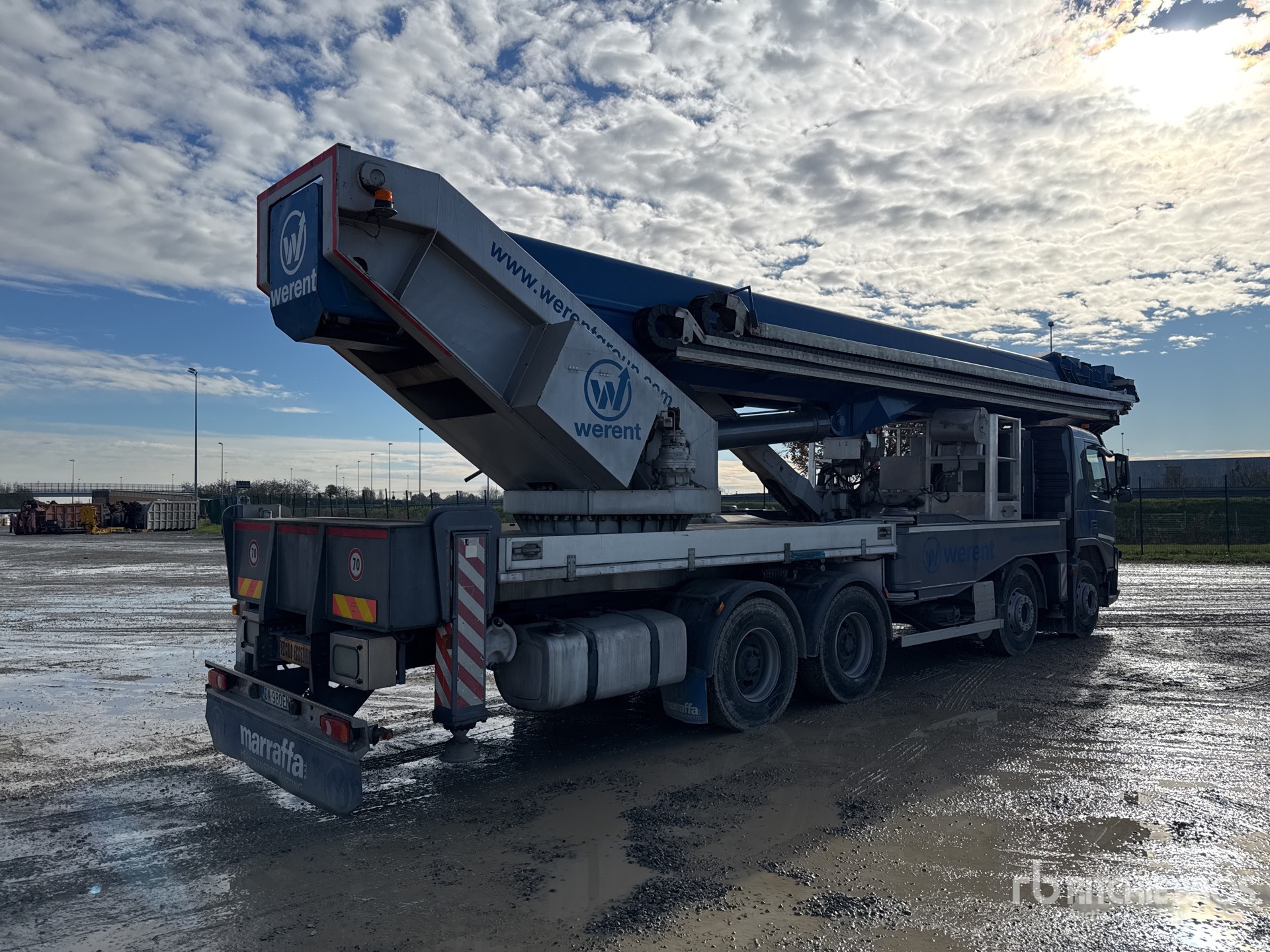 General Appearance with Bild, Ecke hinten rechts