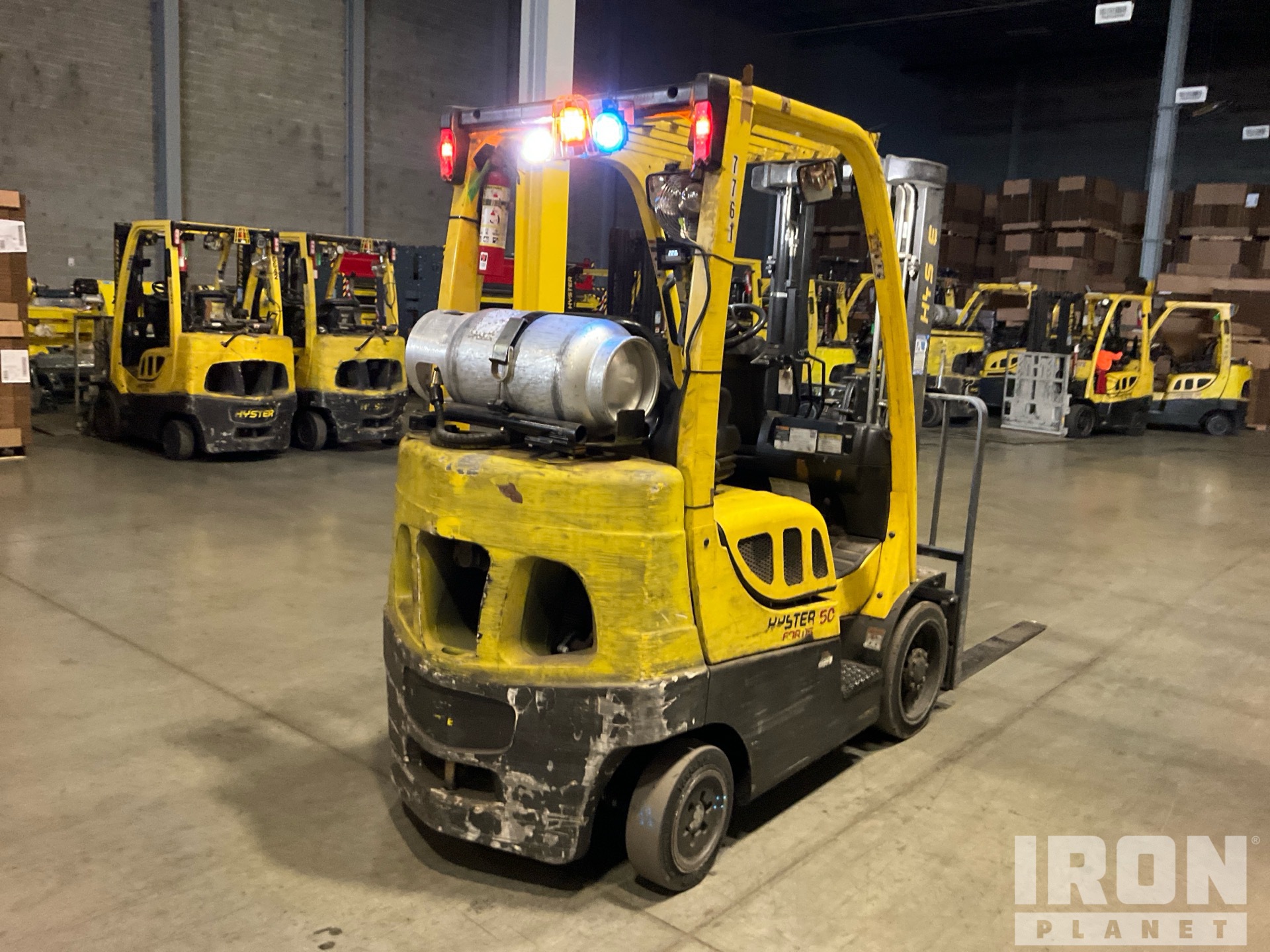 General Appearance - Lift Truck* with Foto, angolo anteriore sinistro