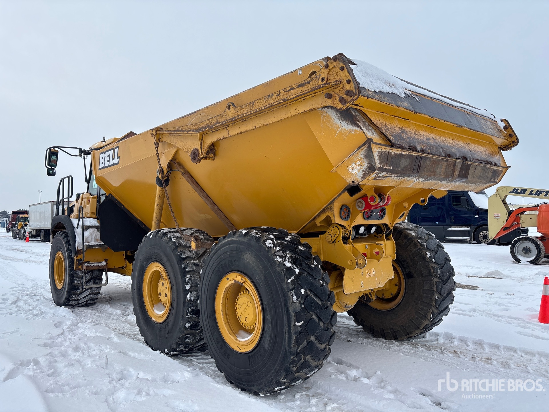 General Appearance with Picture, Left Rear Corner