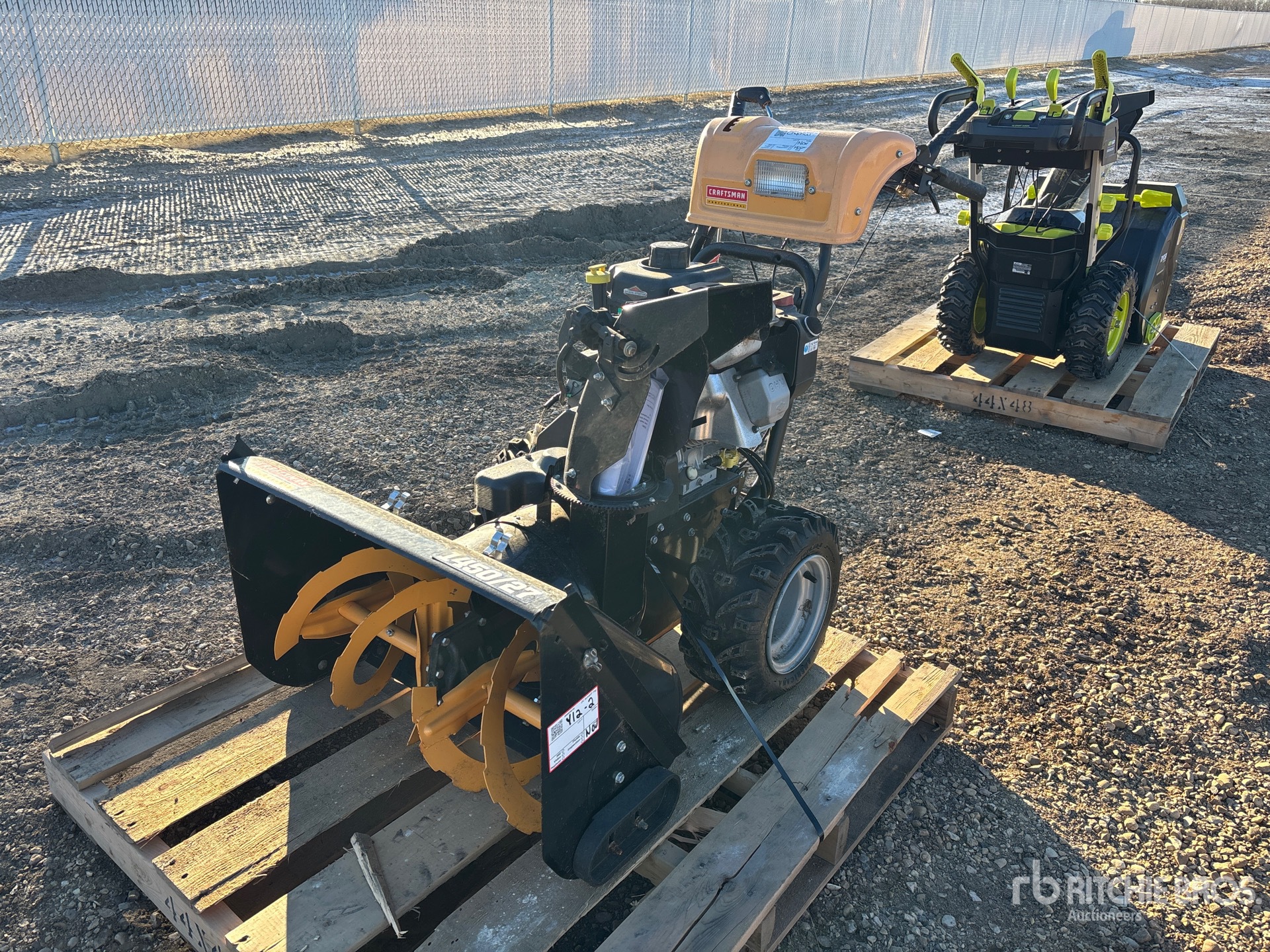 General Appearance with Picture, Left Front Corner