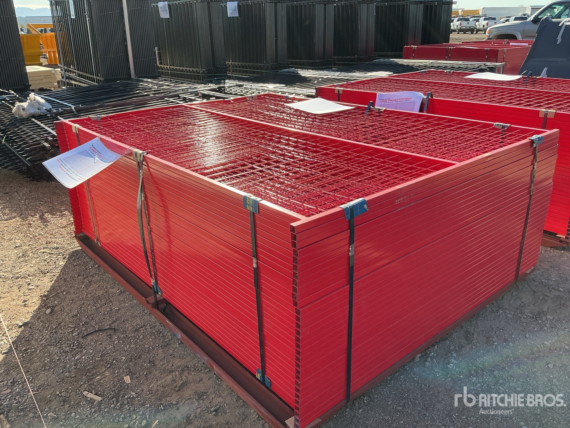 Aspect général with Image, coin arrière droit