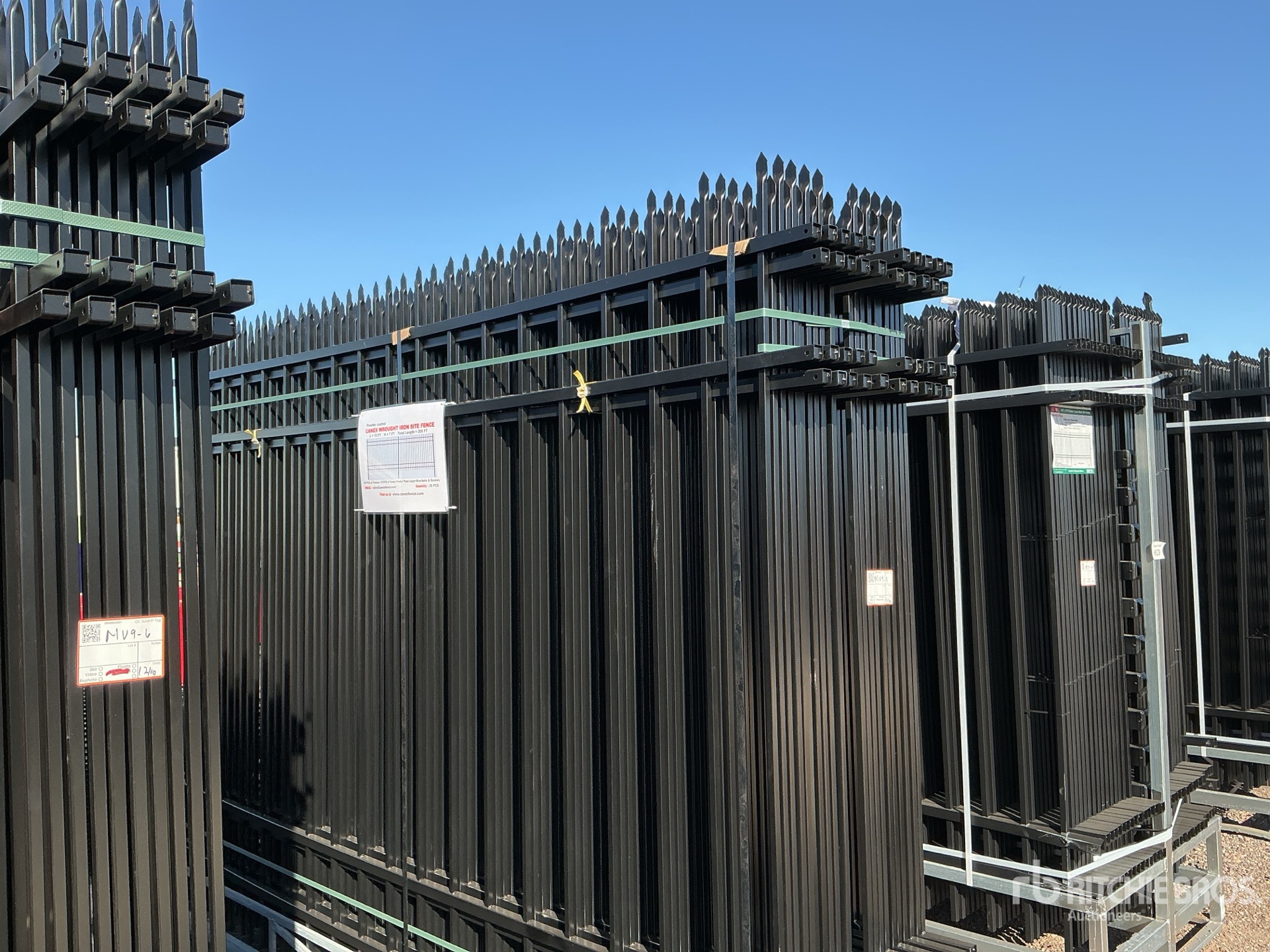 Aspect général with Image, coin avant gauche