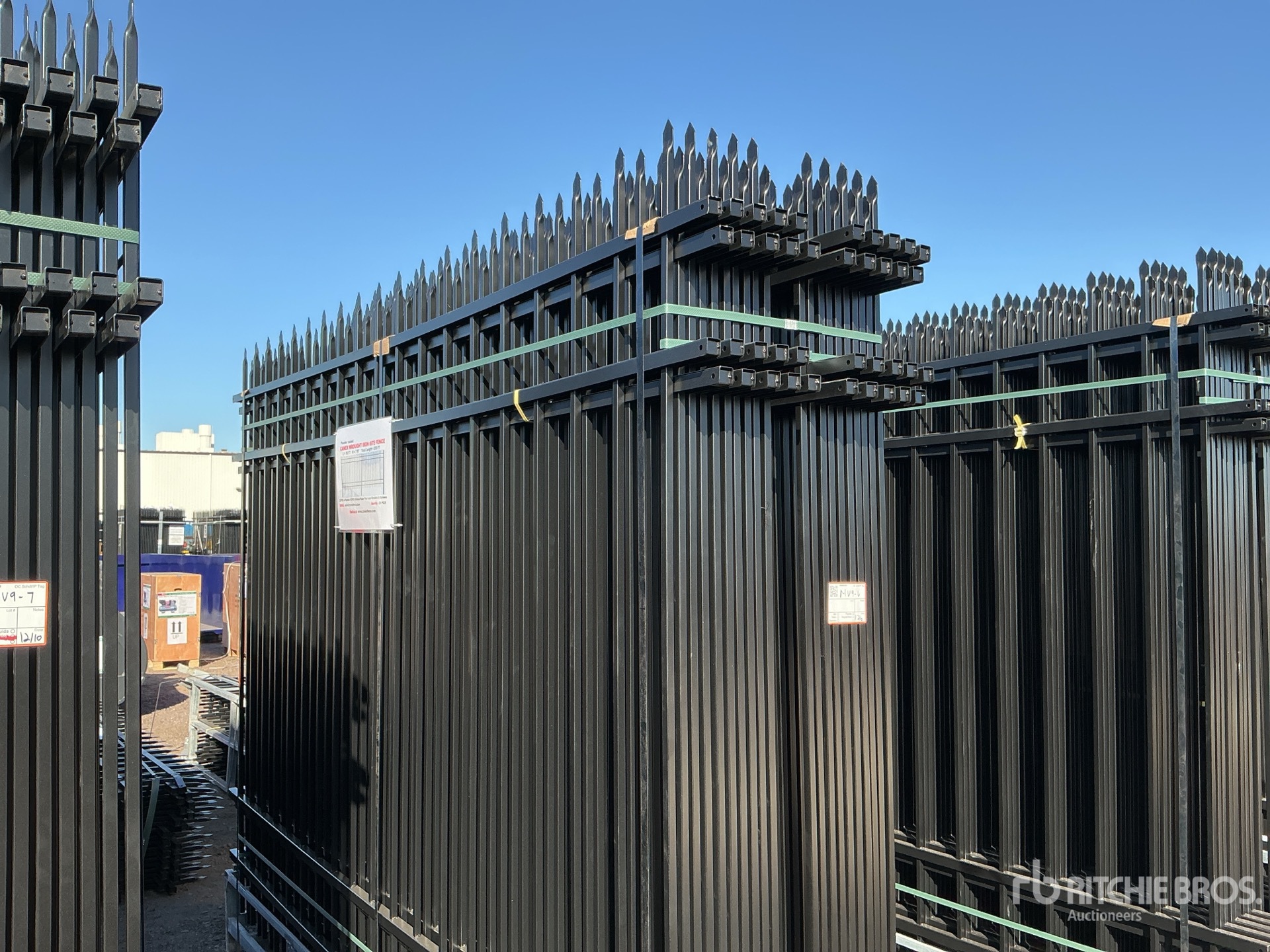 Aspect général with Image, coin avant gauche