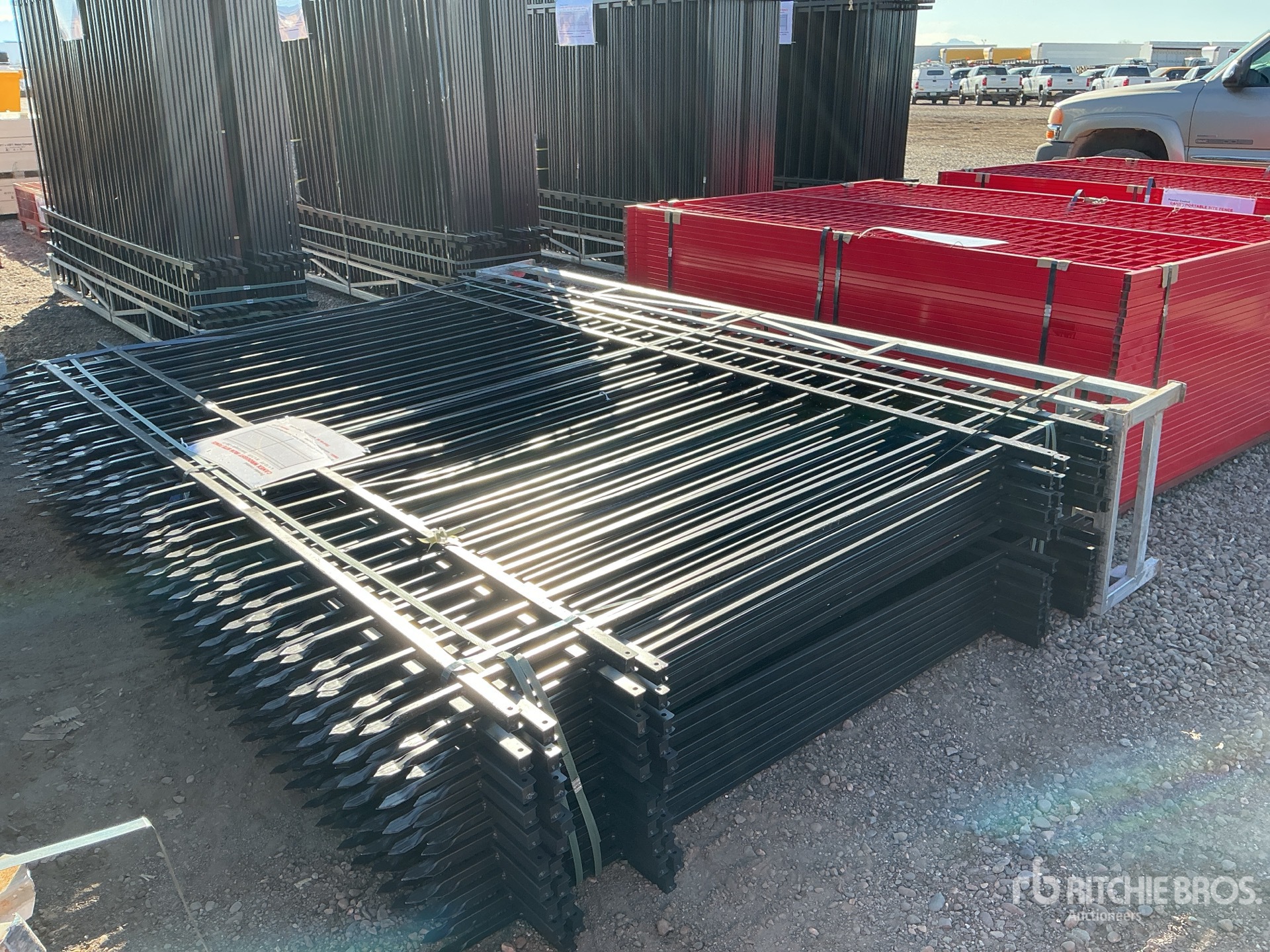 Aspect général with Image, coin arrière droit