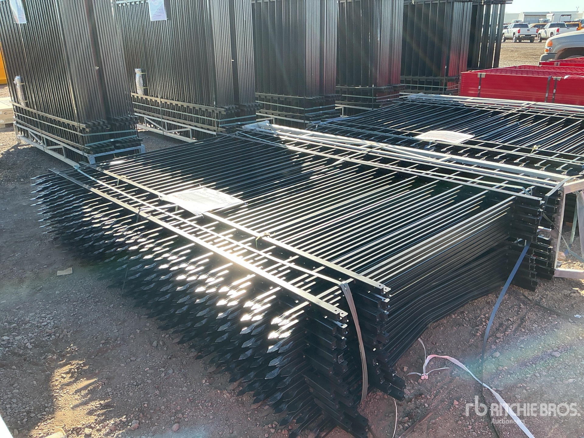 Aspect général with Image, coin arrière droit