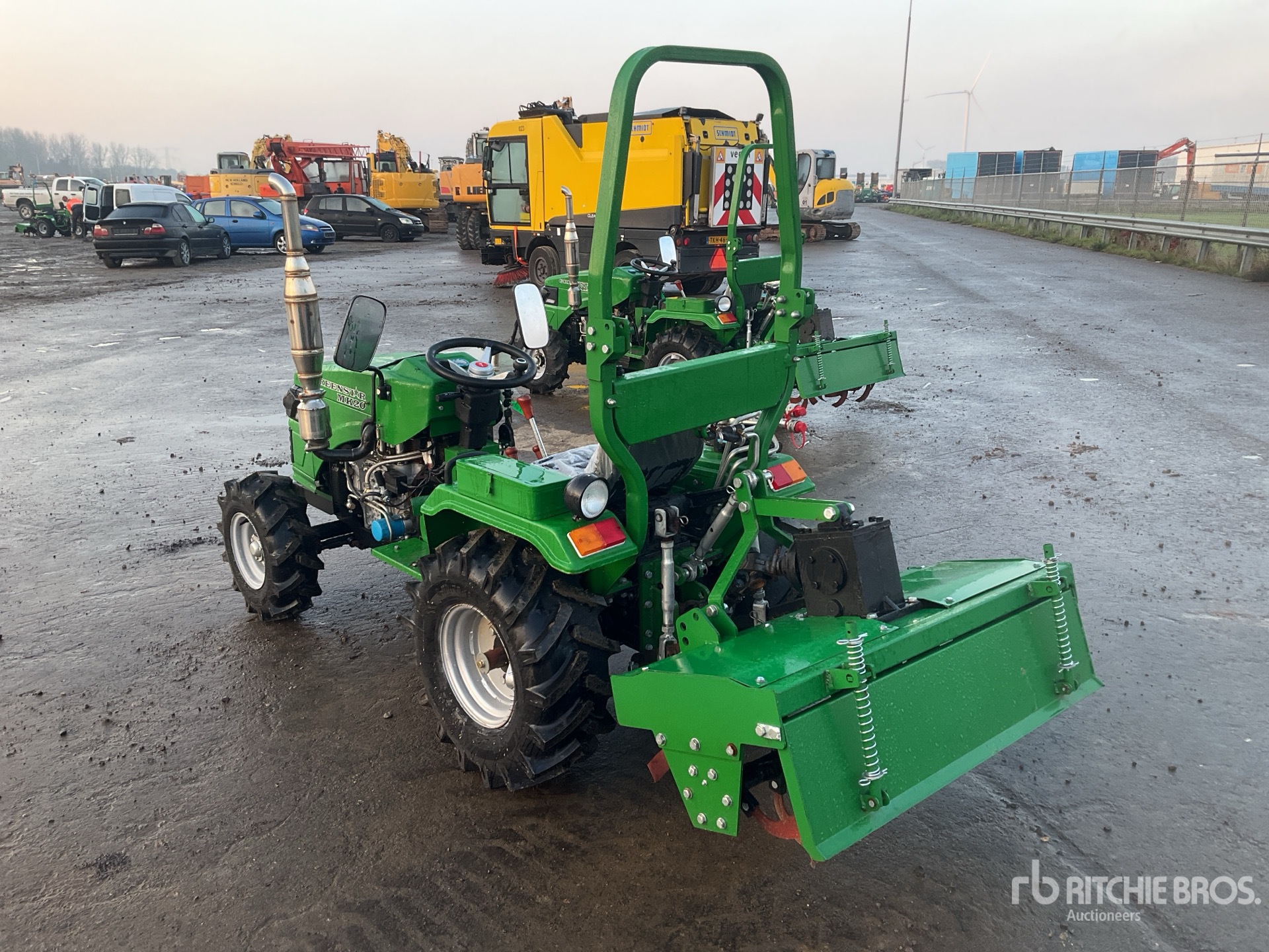 General Appearance with Picture, Left Rear Corner