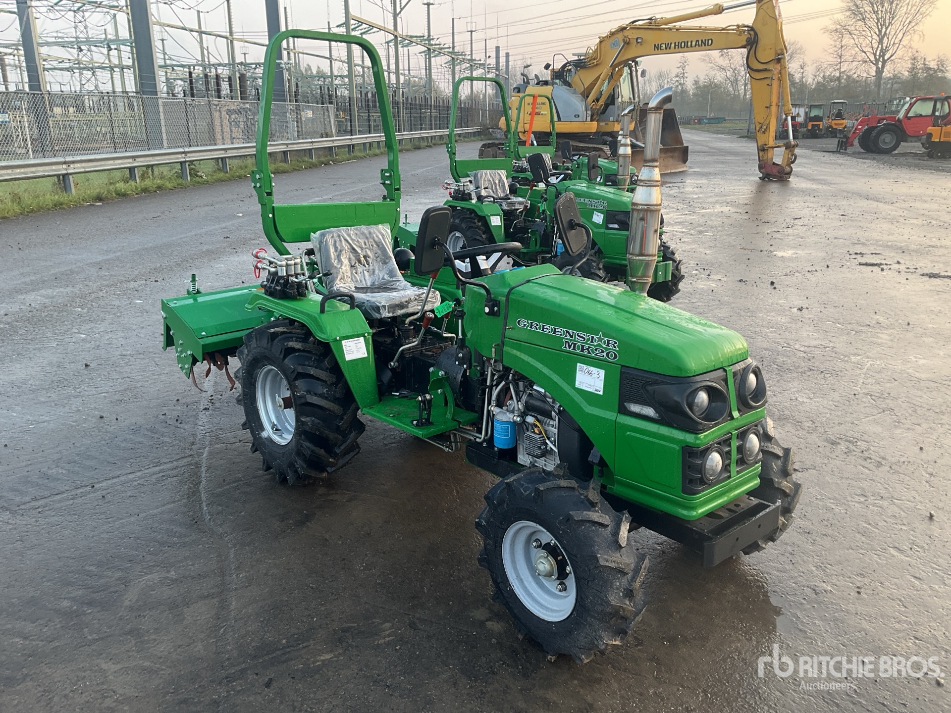 General Appearance with Picture, Right Front Corner