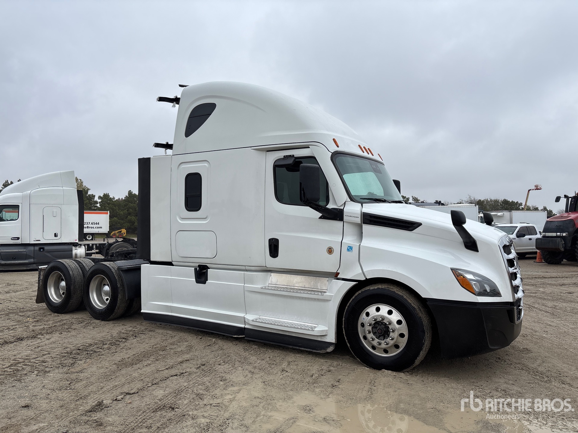 General Appearance with Image, coin avant droit