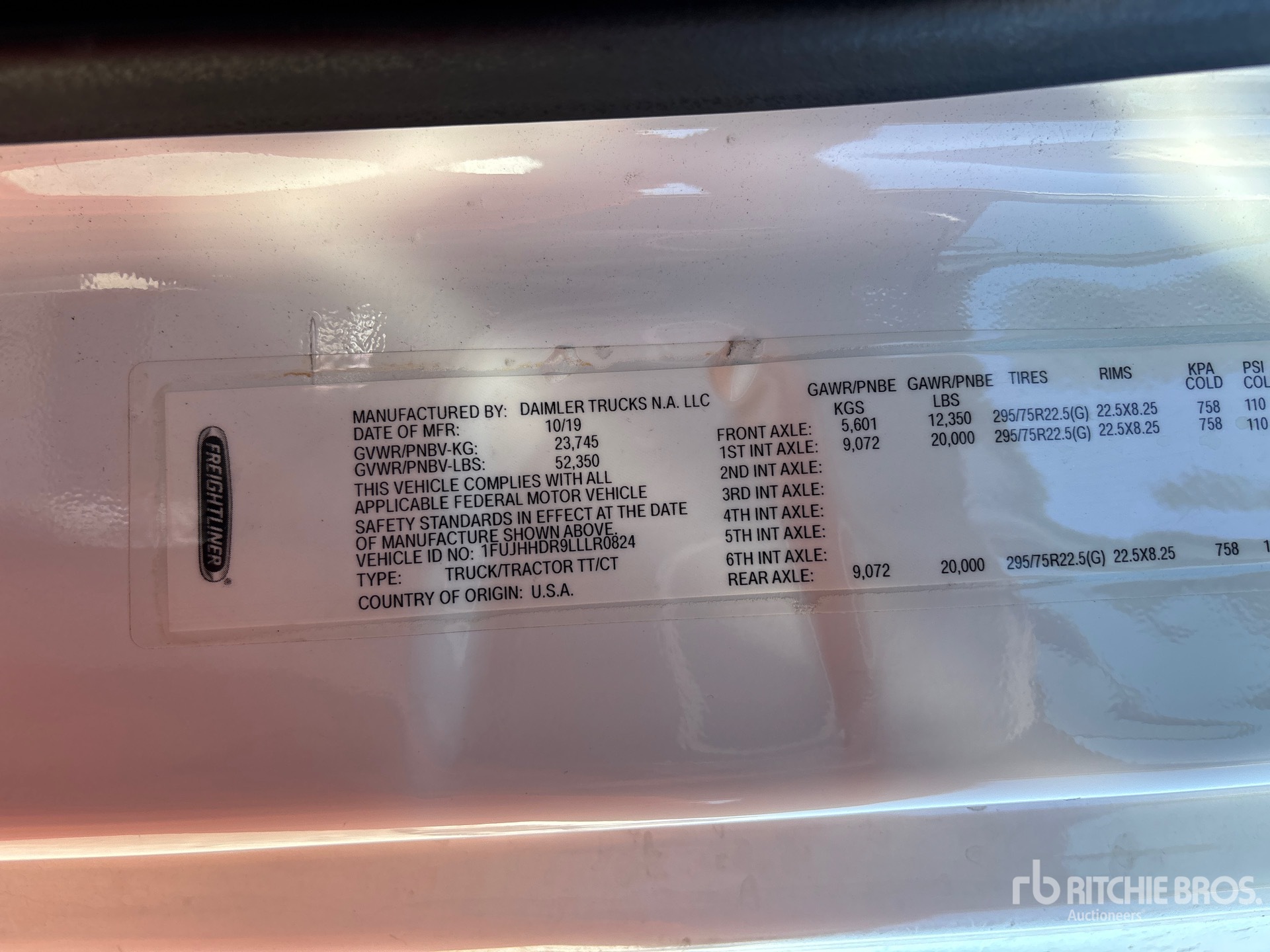 General Appearance with Numéro de série/Numéro d'identification du véhicule automobile