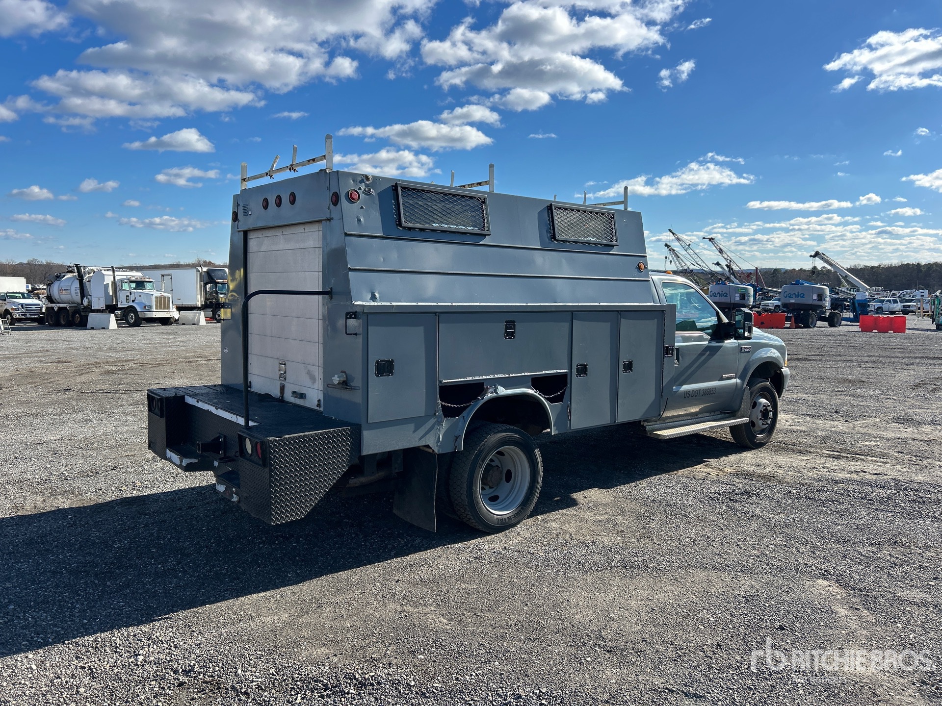 General Appearance with Picture, Right Rear Corner