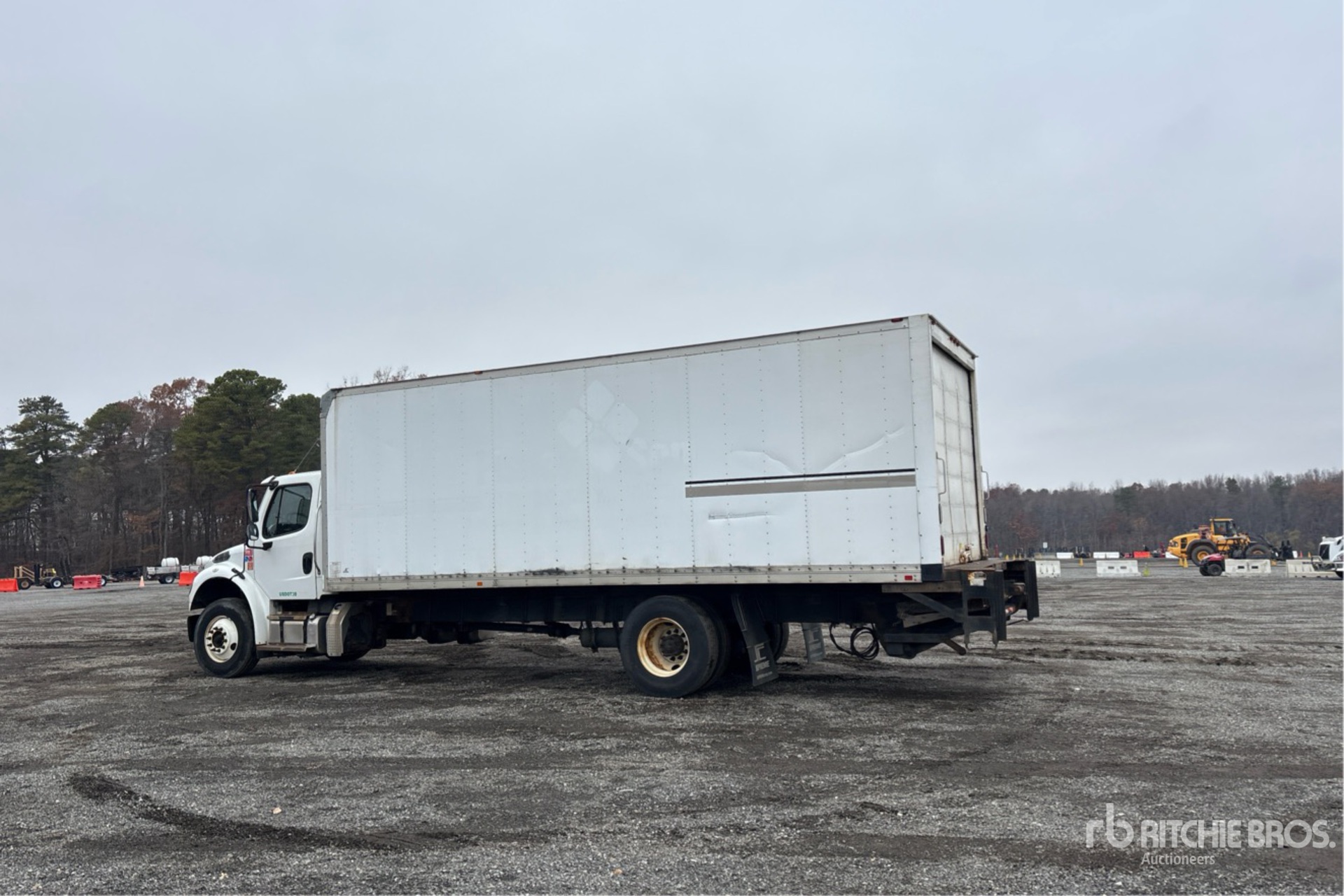 Aspect général with Image, coin arrière gauche