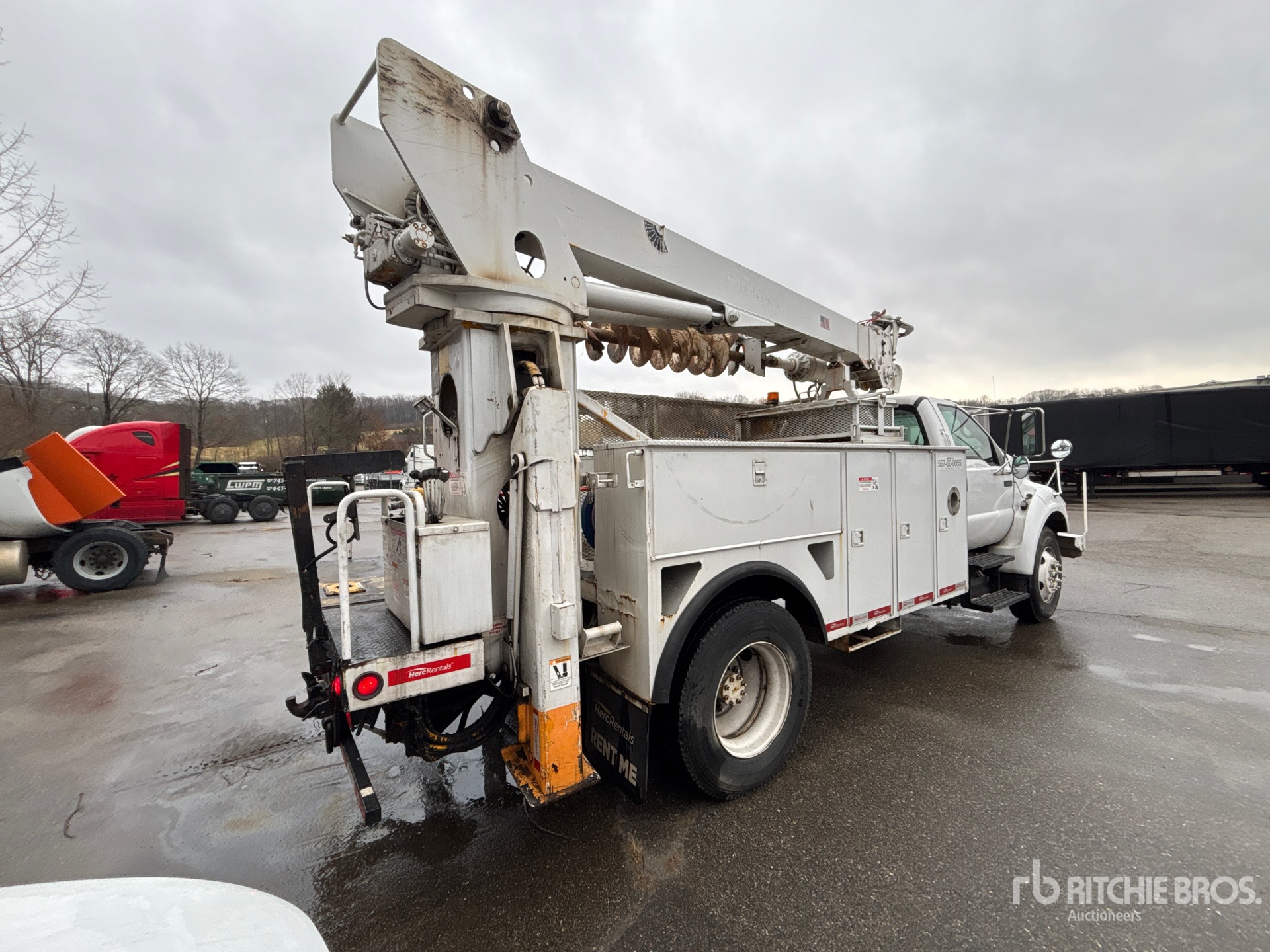 General Appearance with Picture, Right Rear Corner