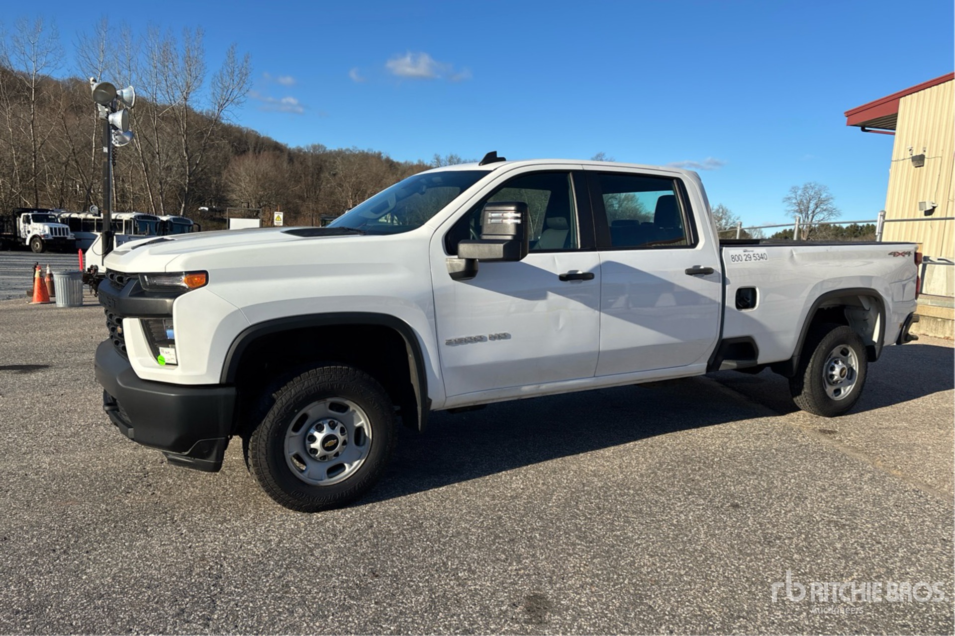 General Appearance with Picture, Left Front Corner