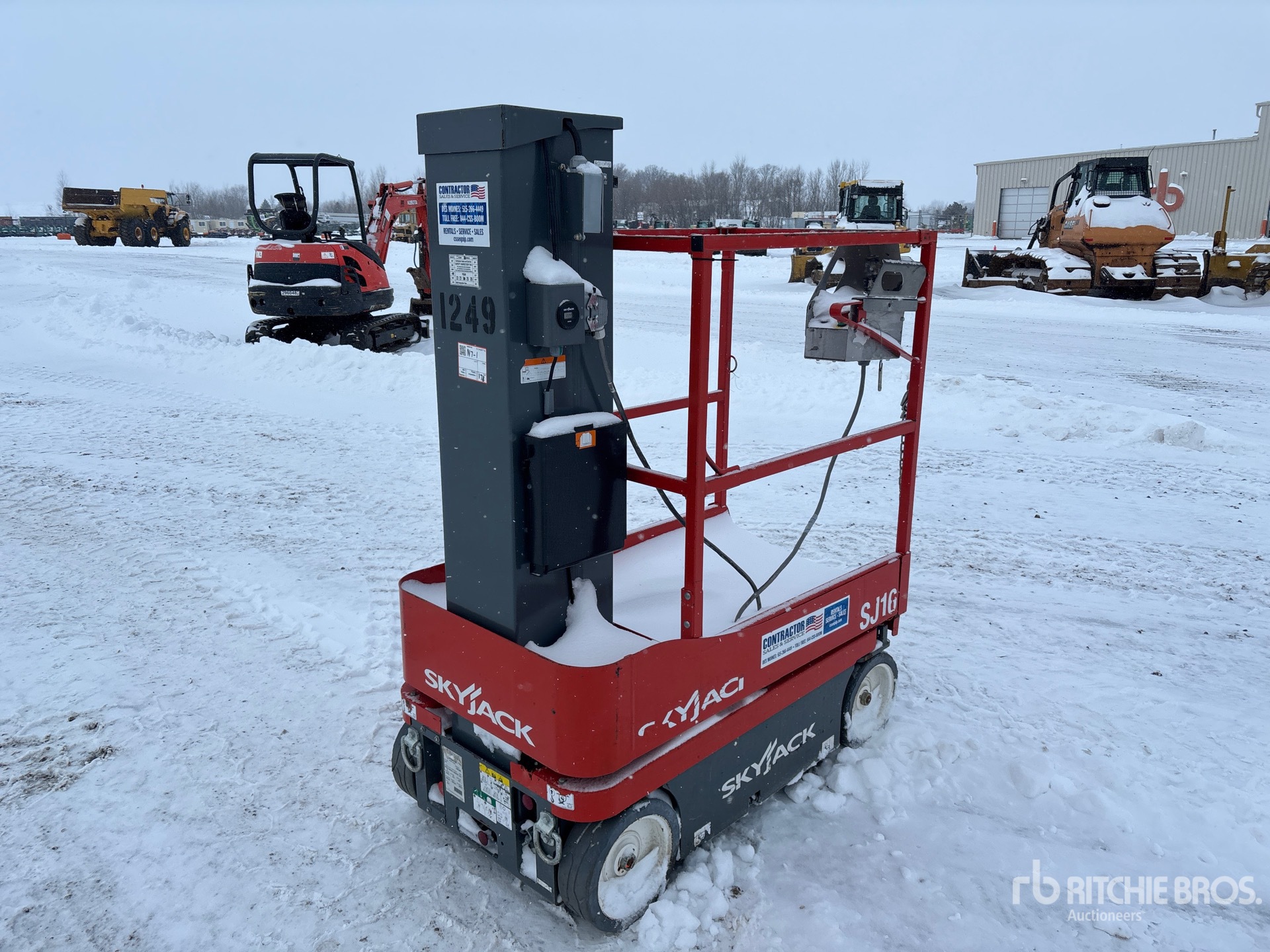 General Appearance with Picture, Left Front Corner