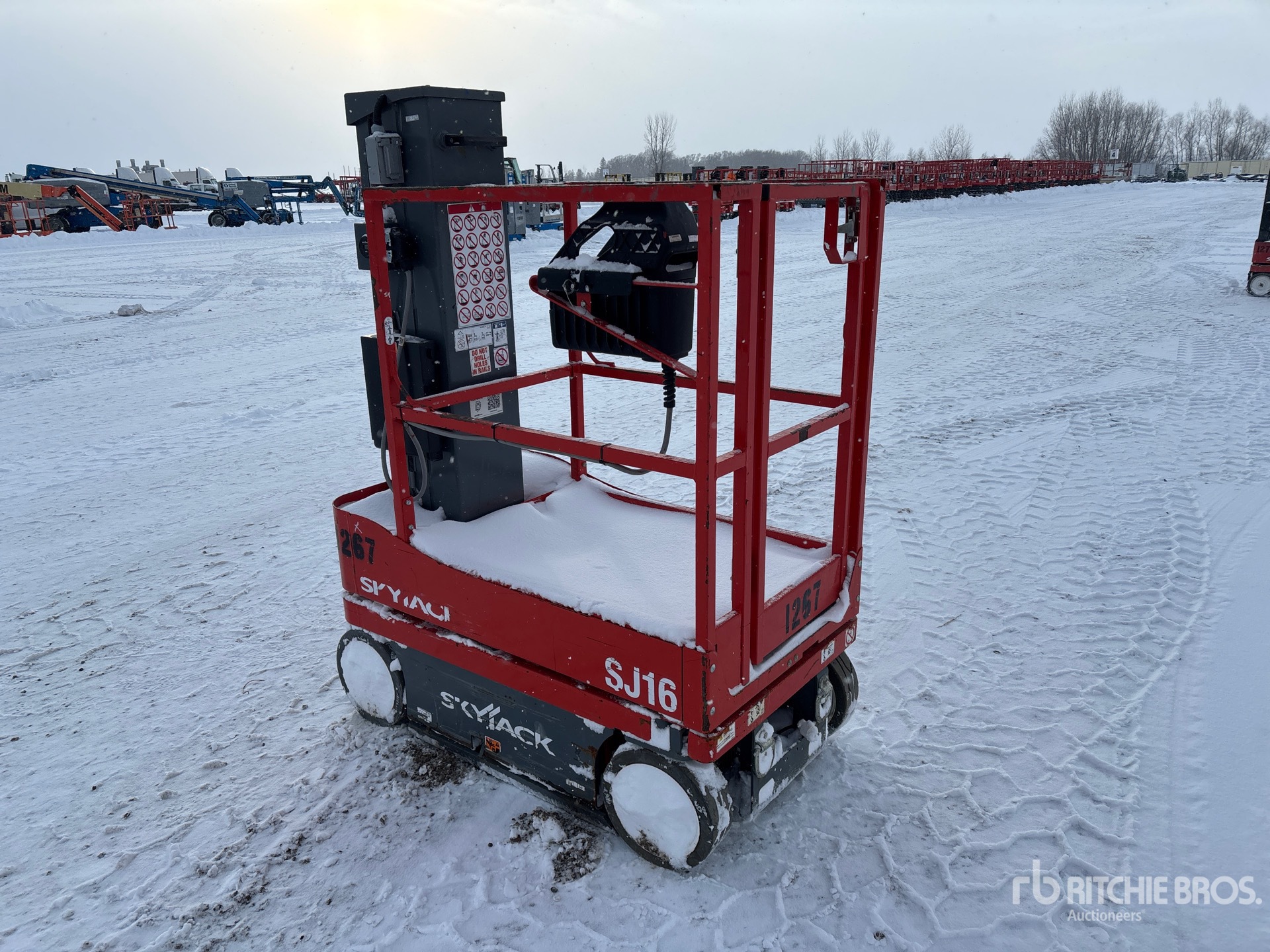 General Appearance with Picture, Left Rear Corner