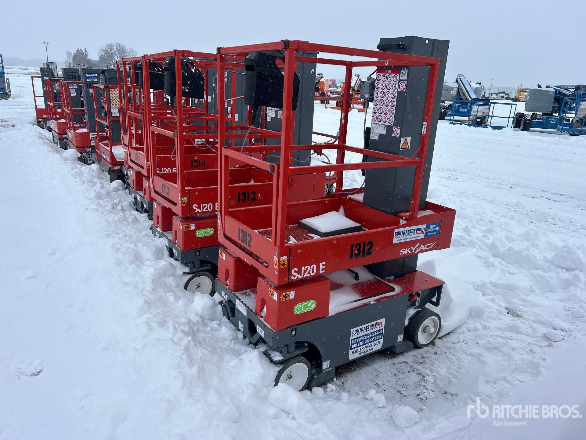 General Appearance with Foto, angolo anteriore sinistro