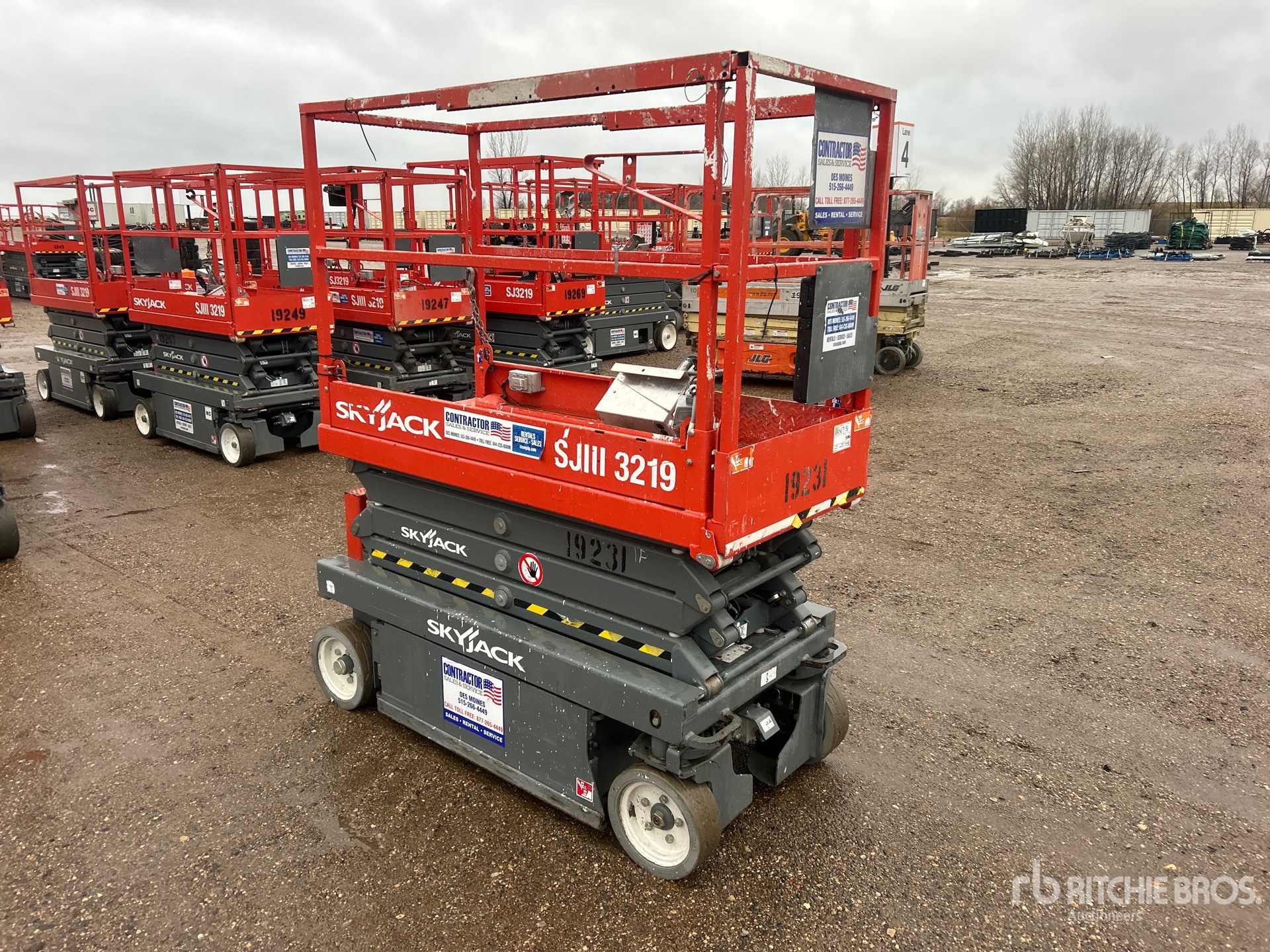 General Appearance with Picture, Right Front Corner