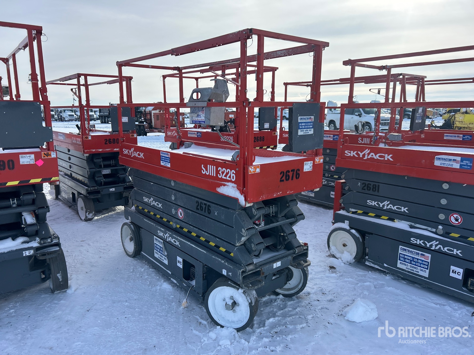 General Appearance with Picture, Right Front Corner