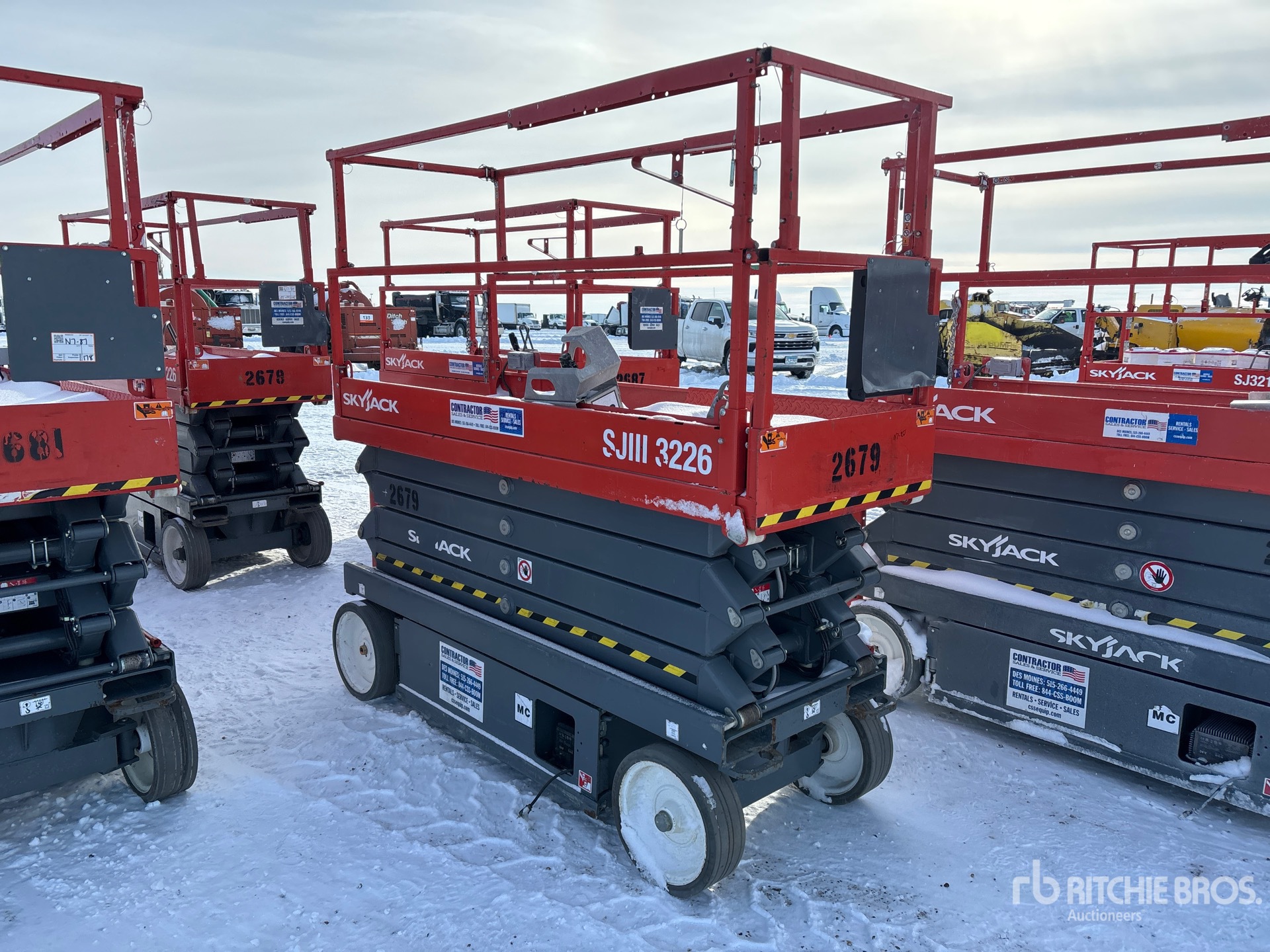 General Appearance with Picture, Right Front Corner