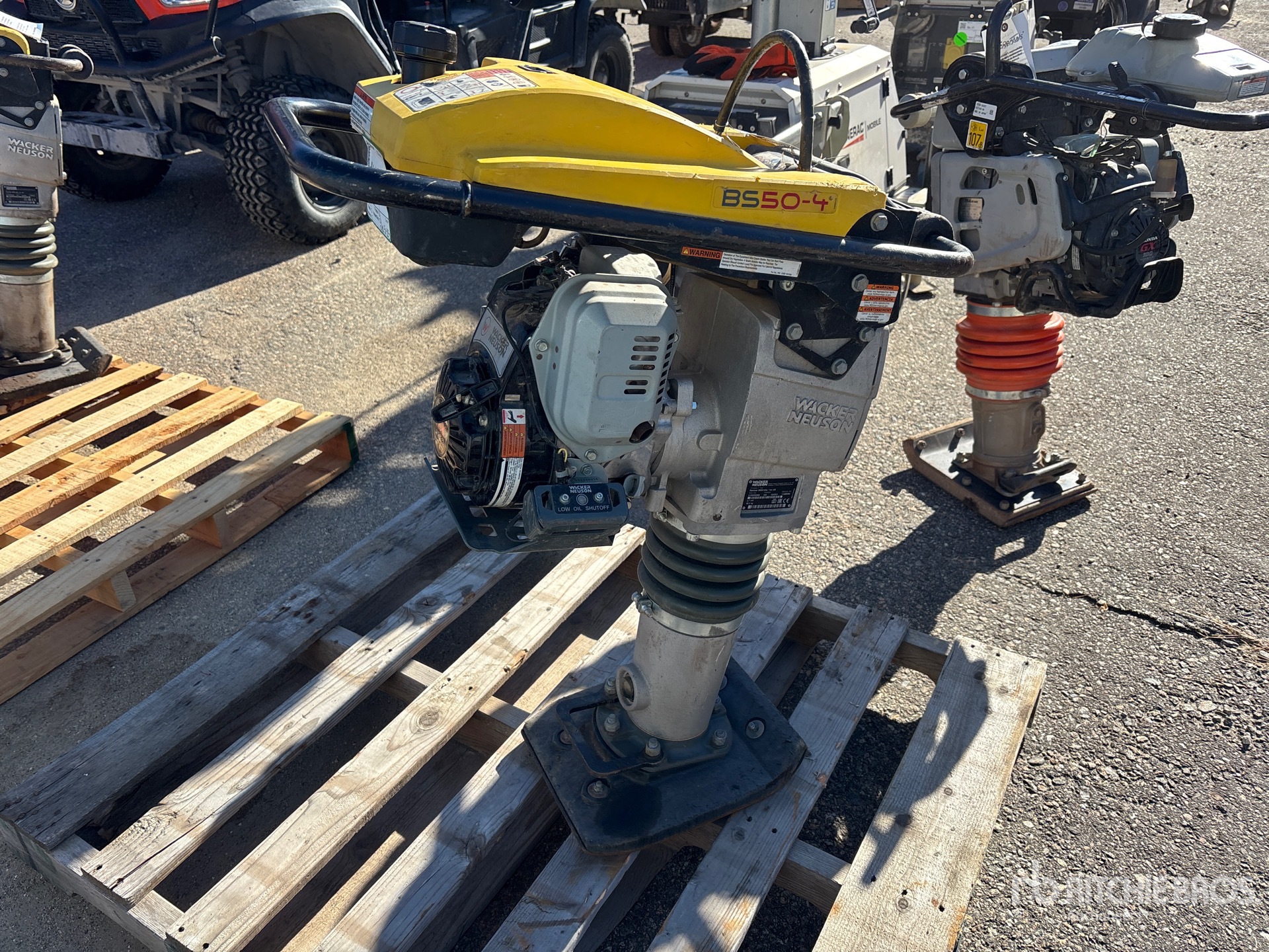 General Appearance with Bild, Ecke hinten rechts