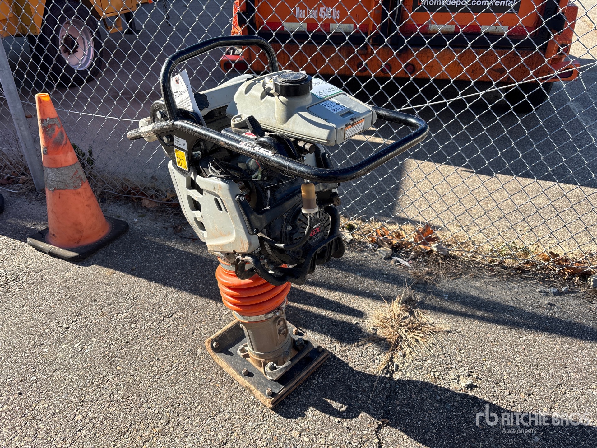 General Appearance with Bild, Ecke hinten links