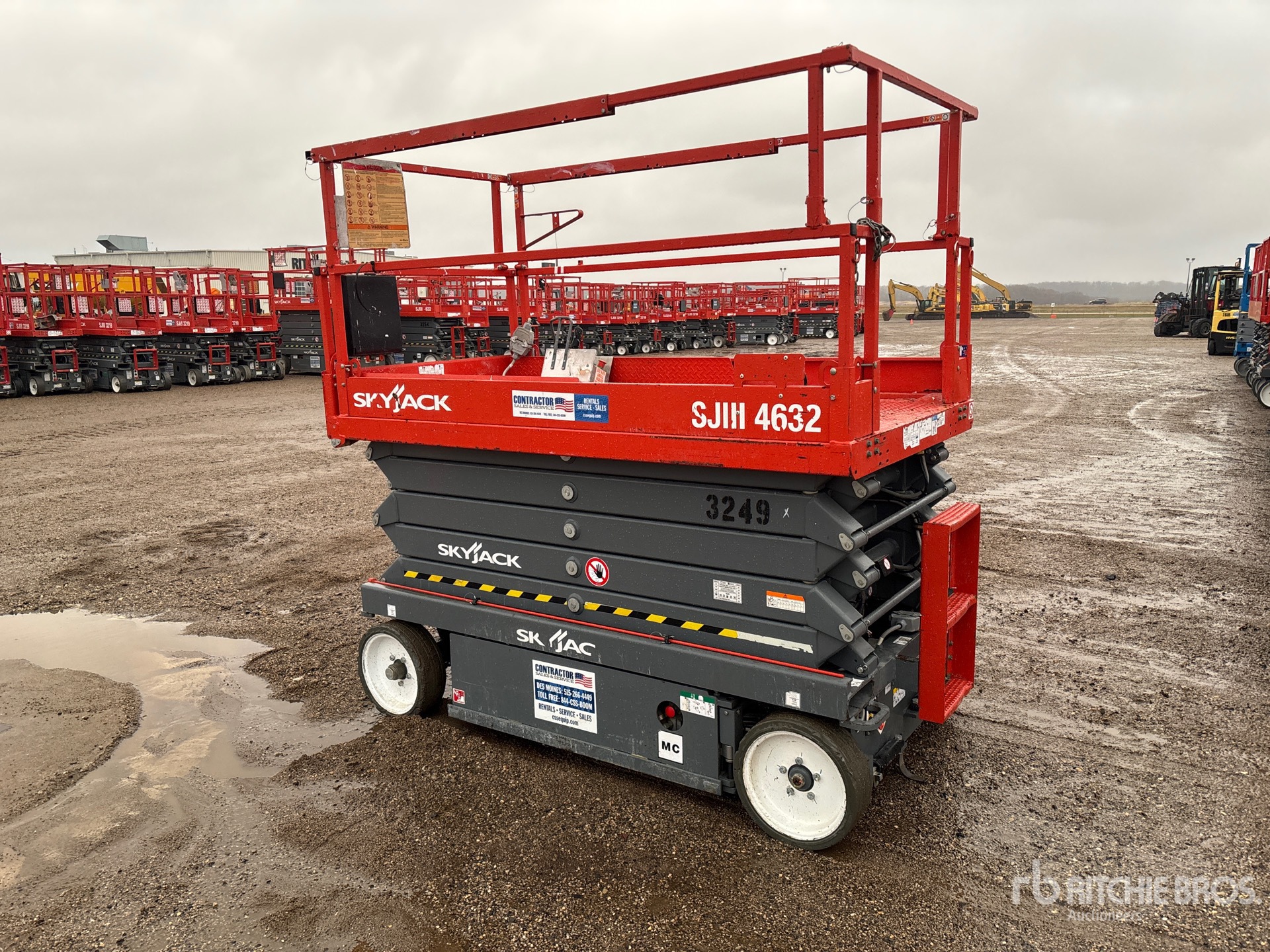 General Appearance with Picture, Left Rear Corner