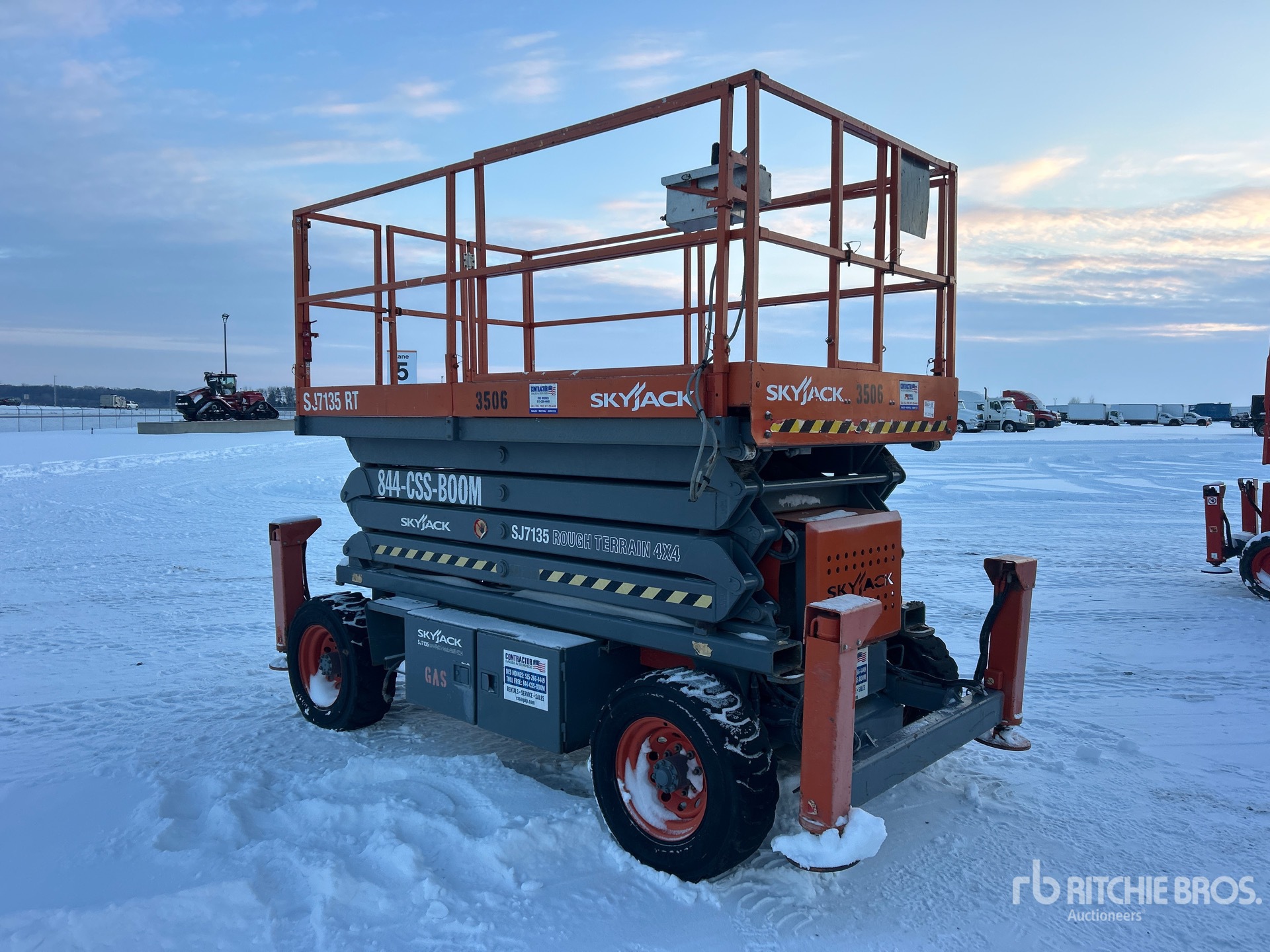 General Appearance with Picture, Right Front Corner