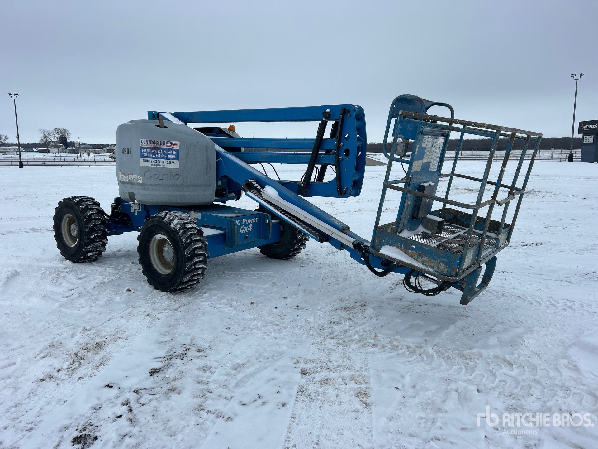 General Appearance with Picture, Right Front Corner