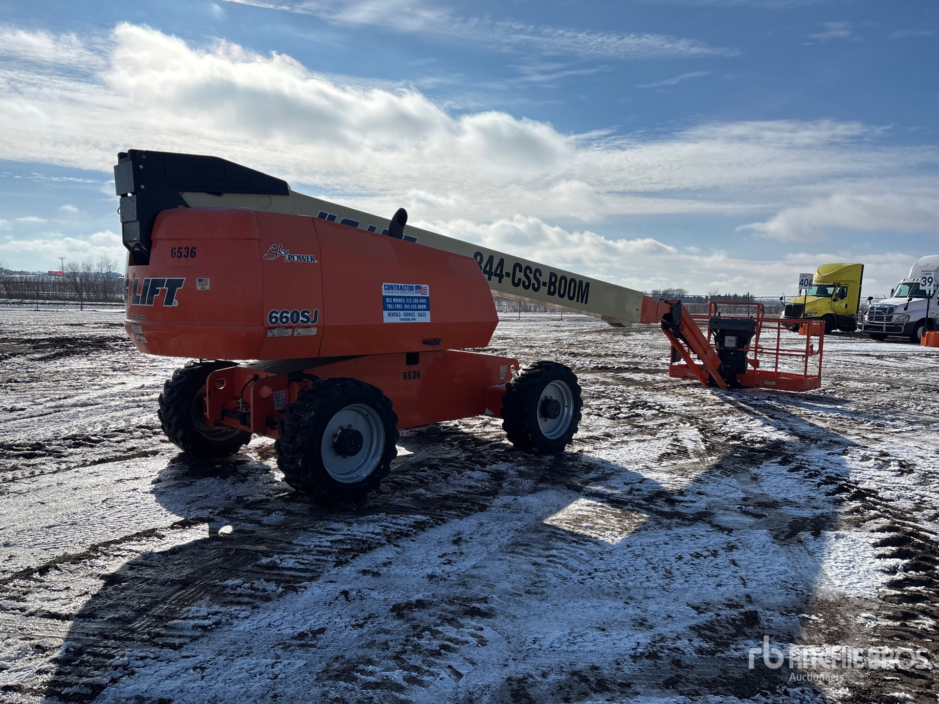 General Appearance with Imagen: esquina trasera derecha