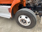 4 Underbody - Truck with 