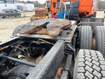 4 Underbody - Truck with