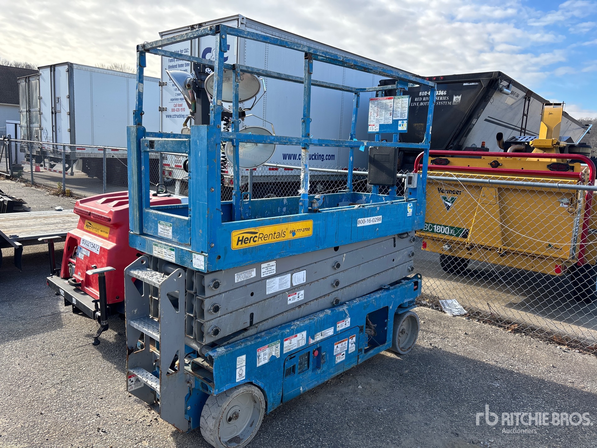 General Appearance with Featured Photo