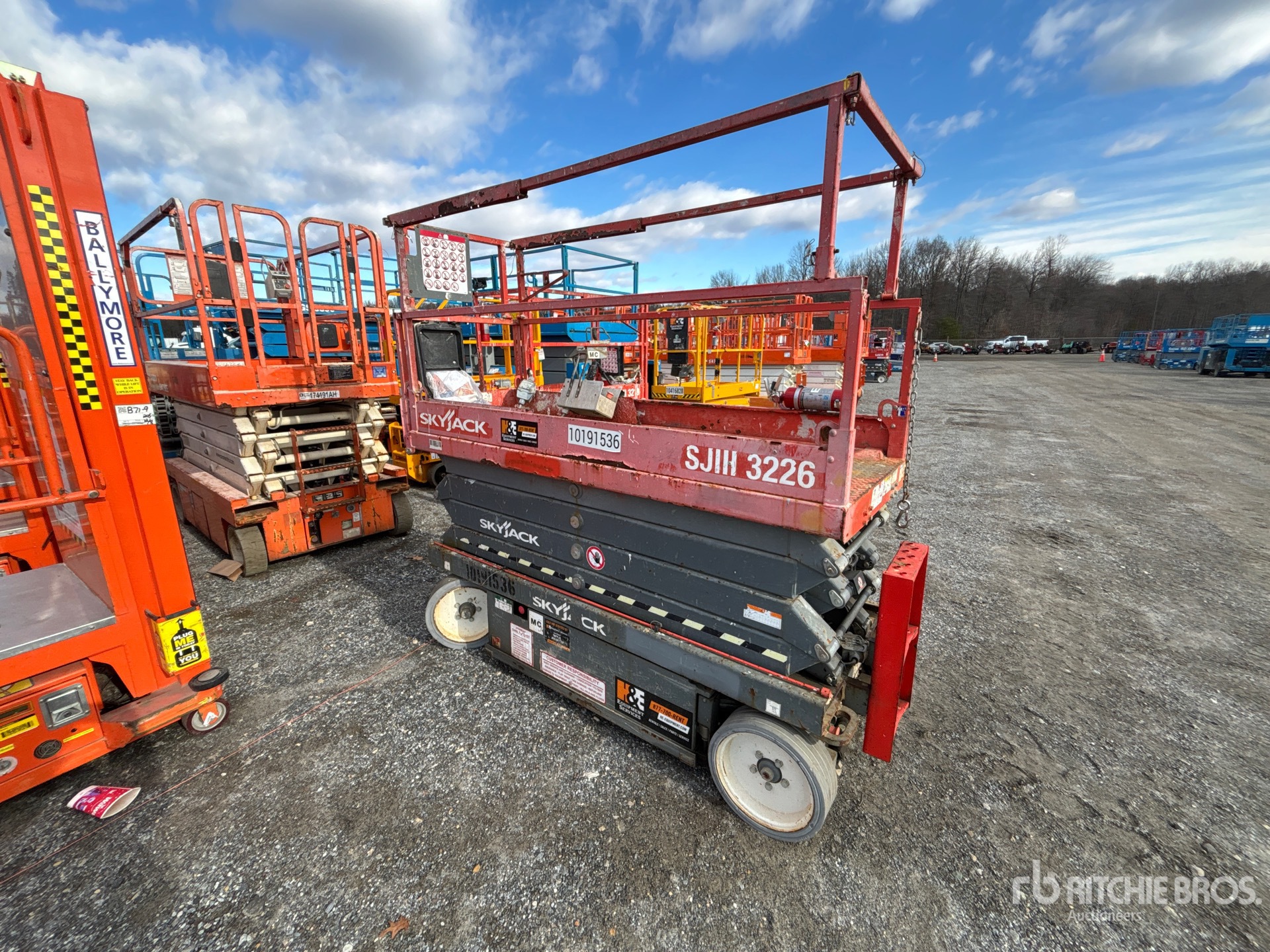 General Appearance with Imagen: esquina delantera derecha