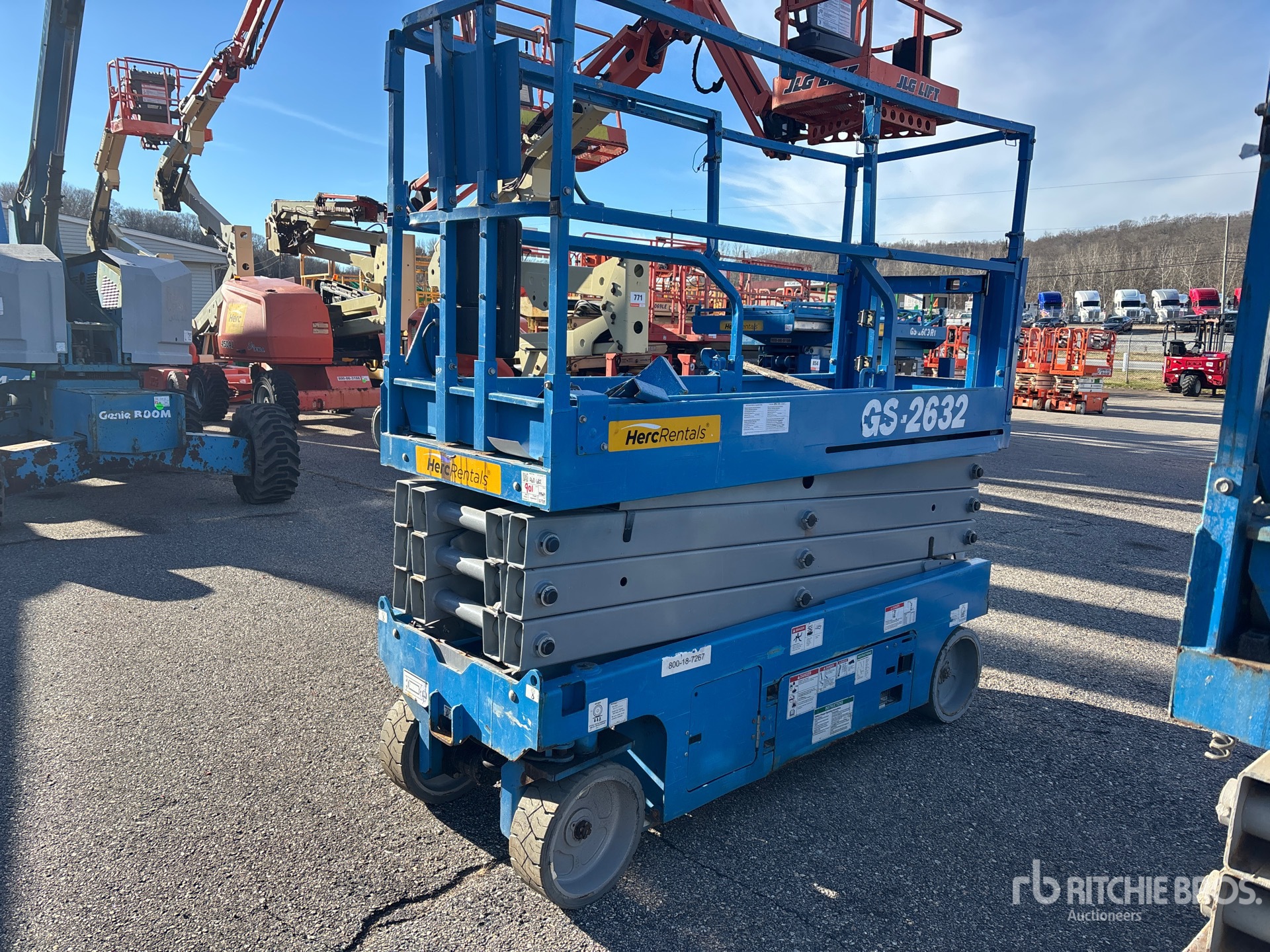 General Appearance with Picture, Left Front Corner