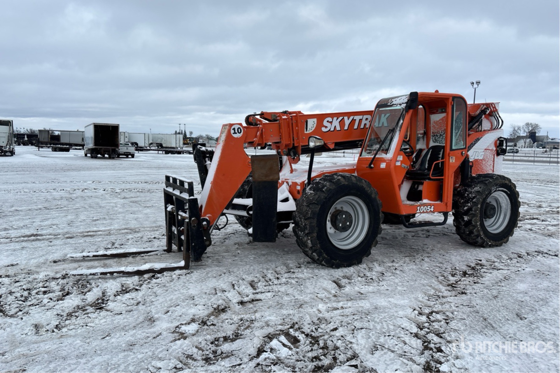 General Appearance with Picture, Left Front Corner