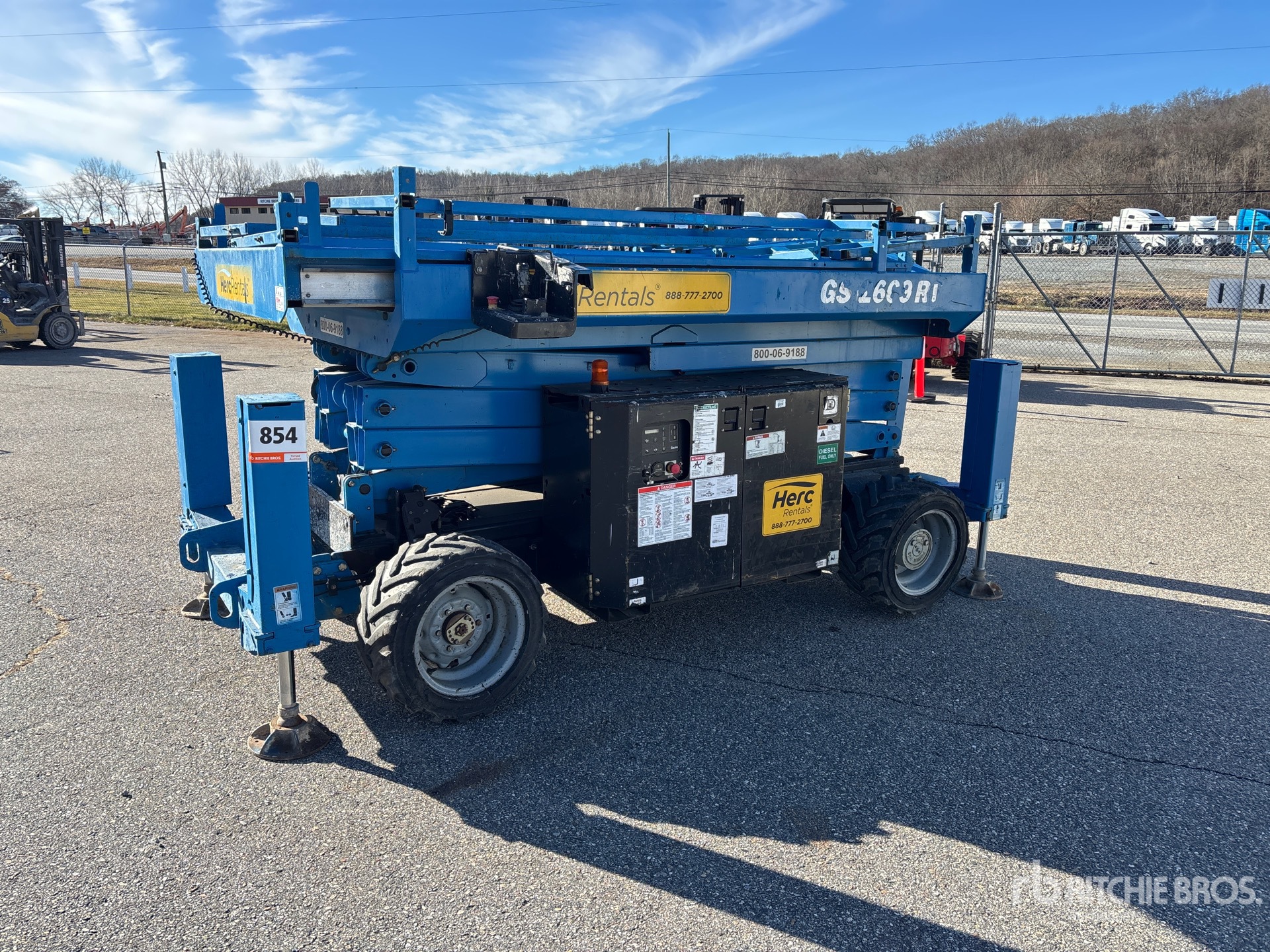 General Appearance with Picture, Left Front Corner