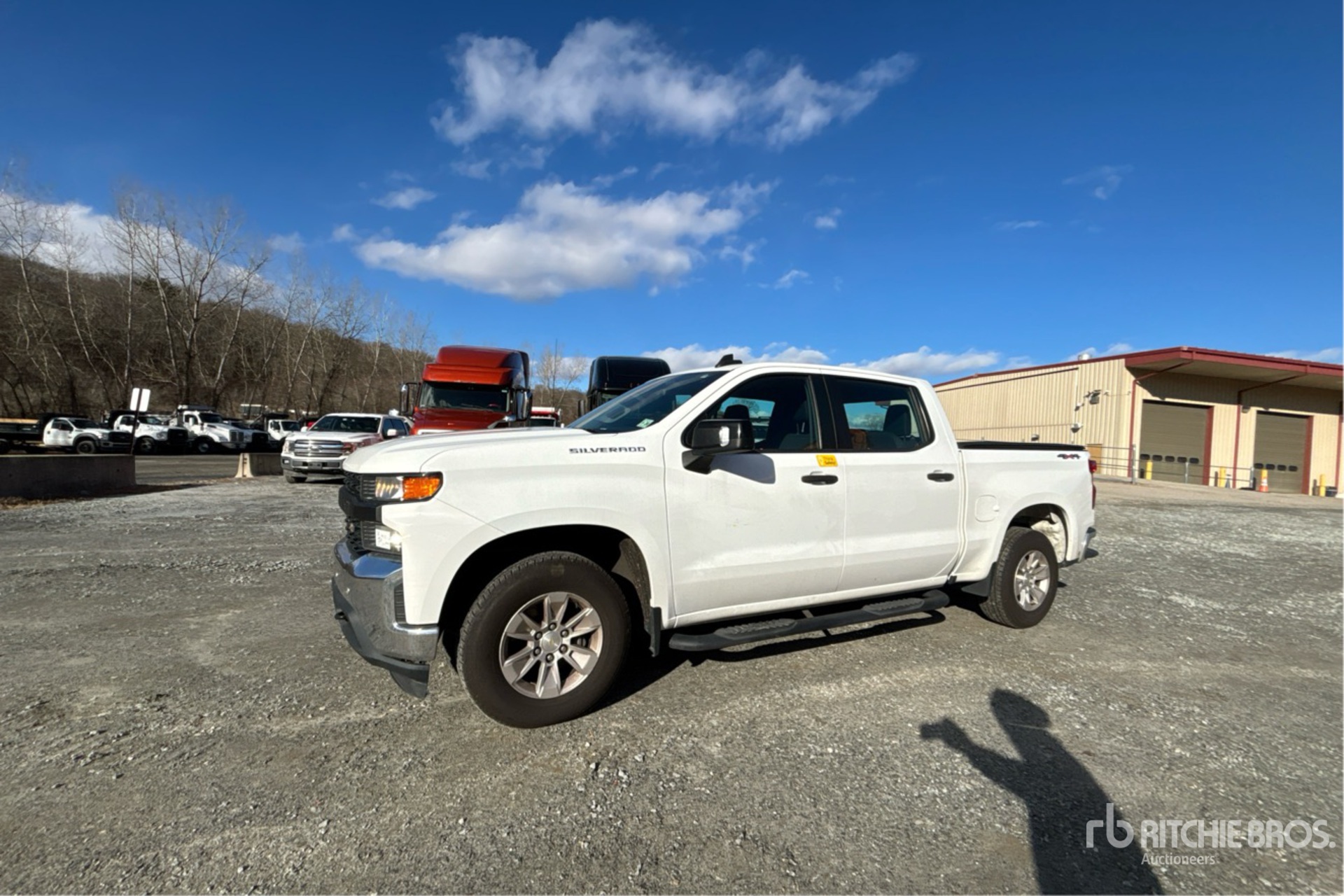 General Appearance with Picture, Left Front Corner