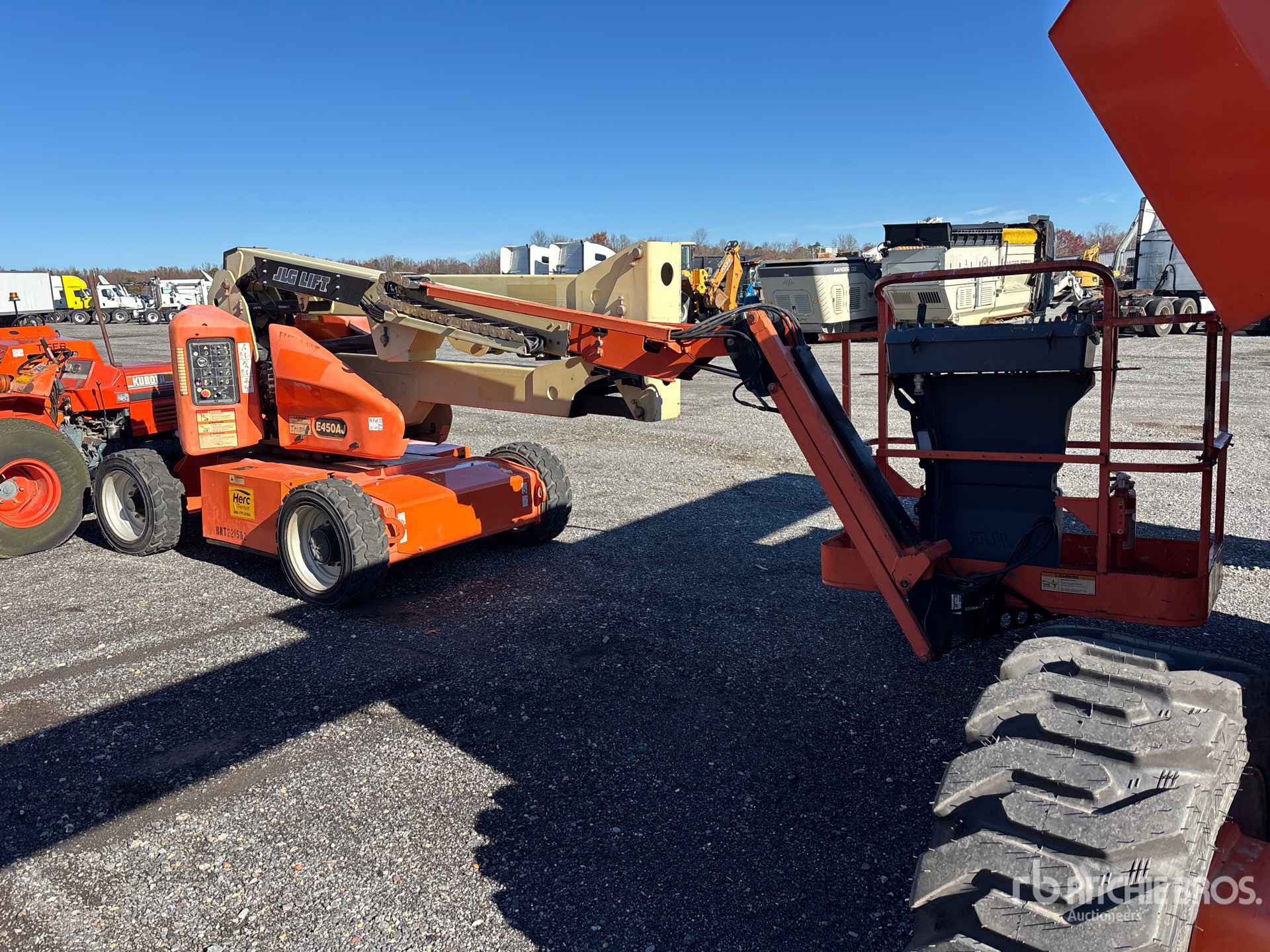 General Appearance with Picture, Right Front Corner