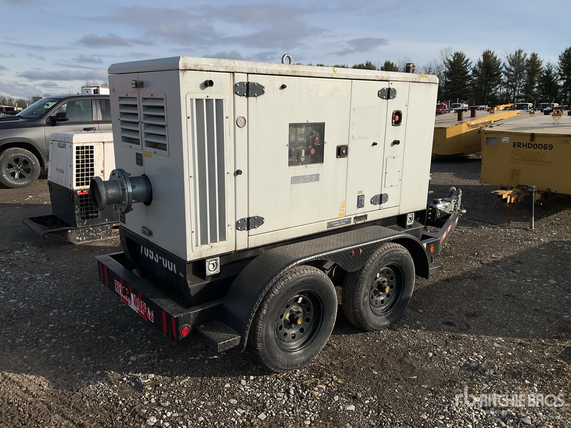 General Appearance with Imagen: esquina trasera derecha