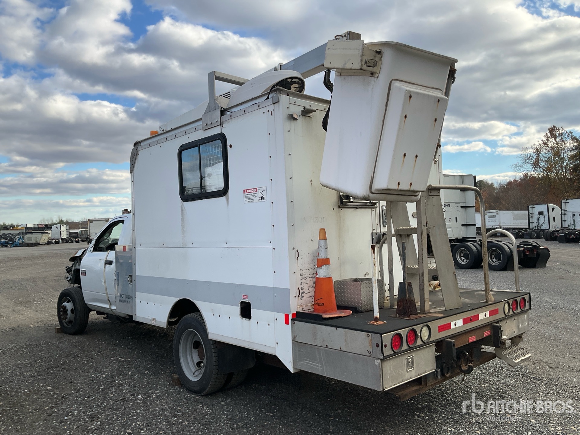 General Appearance with Picture, Left Rear Corner