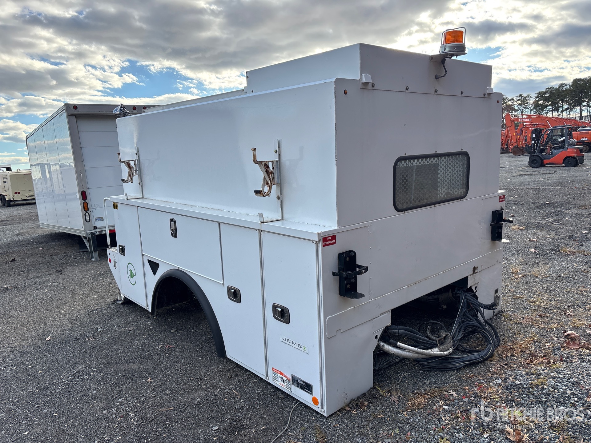 General Appearance with Foto, angolo anteriore destro