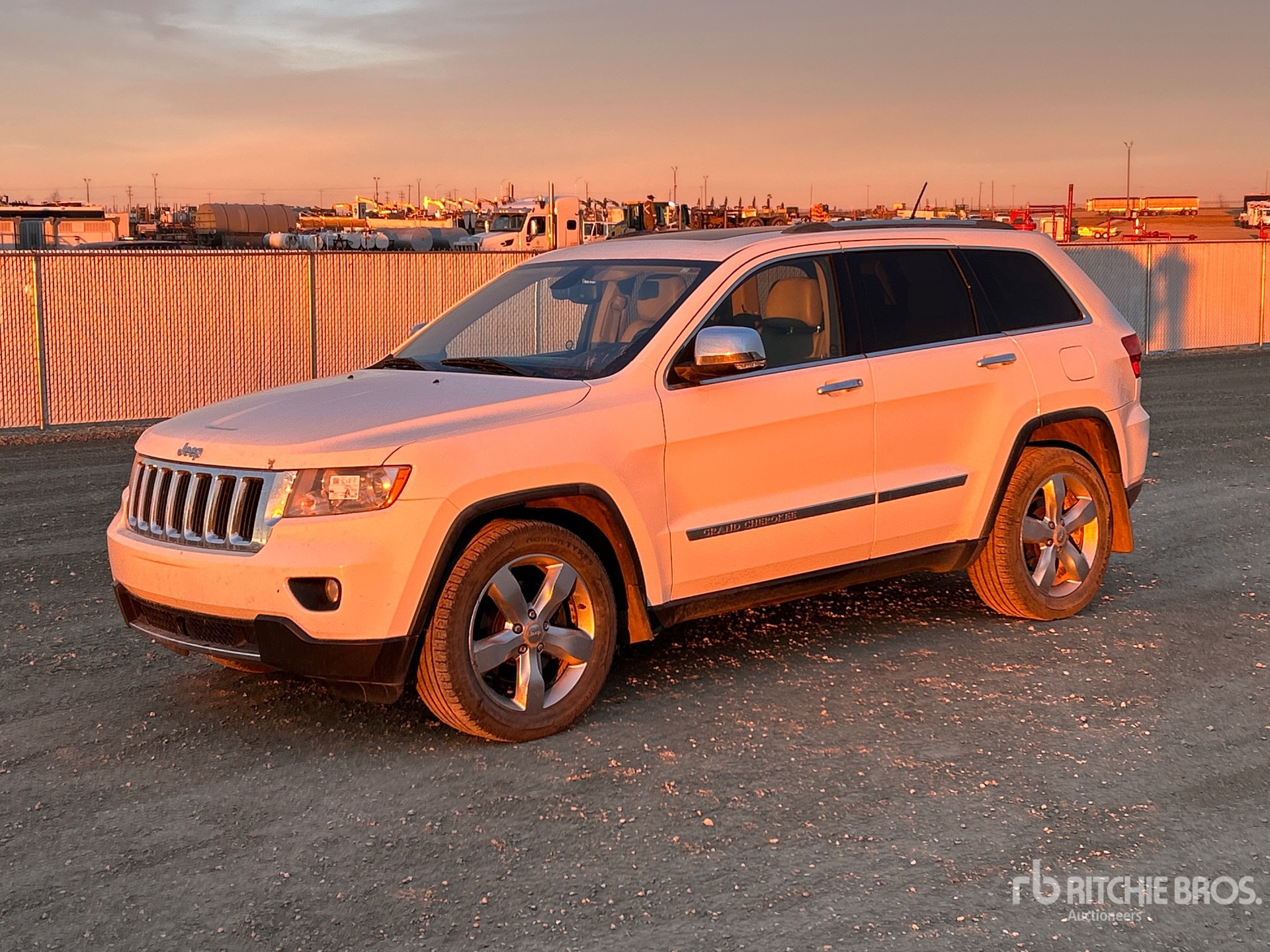 General Appearance with Picture, Left Front Corner